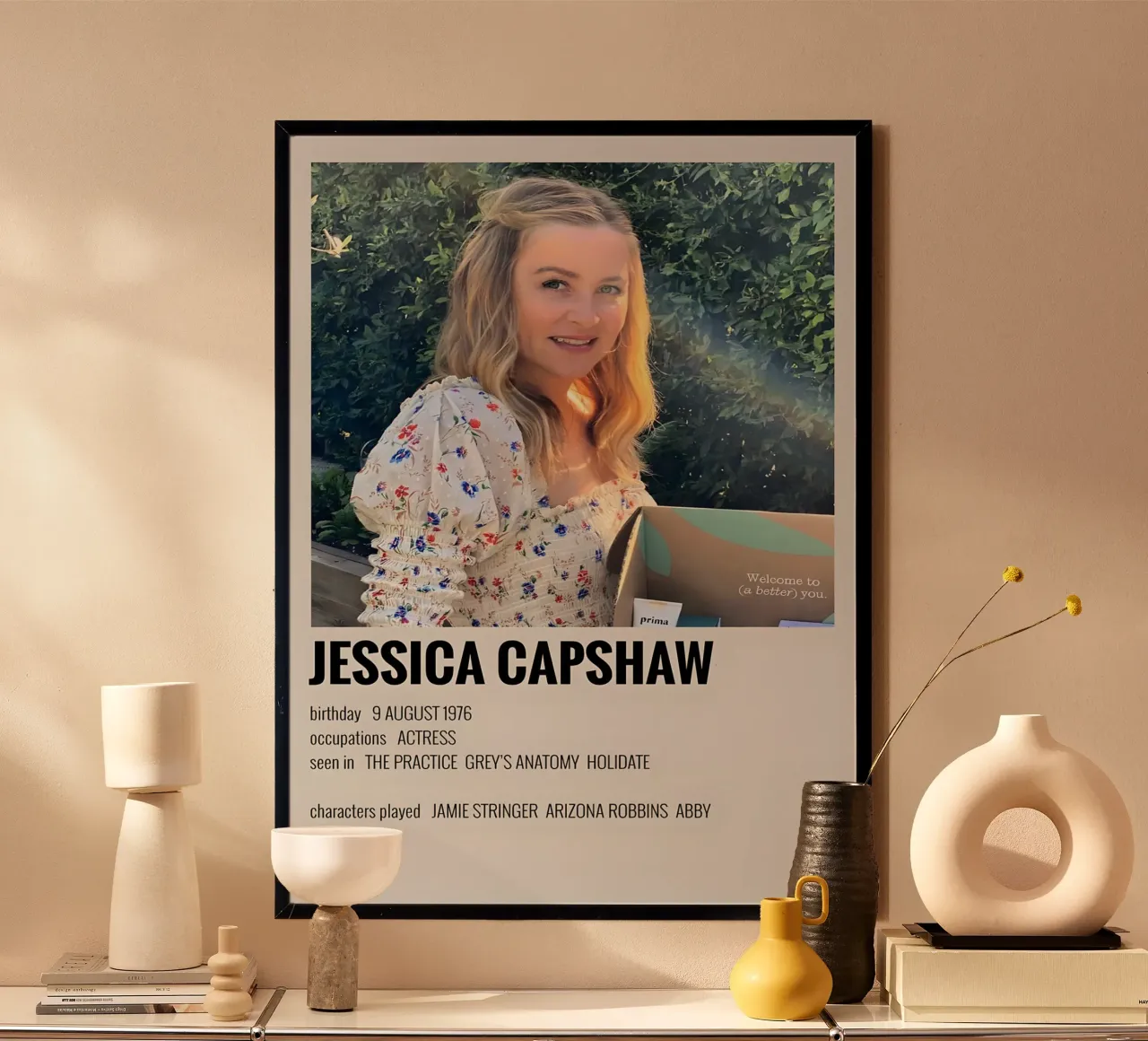 JESSICA CAPSHAW poster con telaio in legno da MVFminimalist