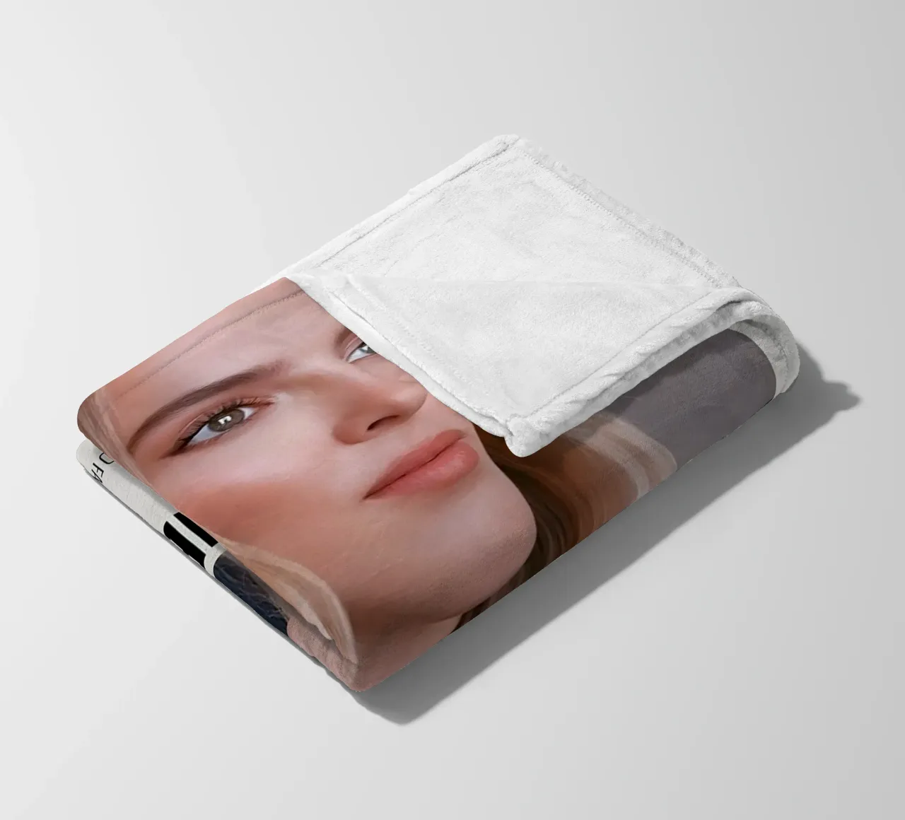 JODIE COMER coperta in pile da MVFminimalist