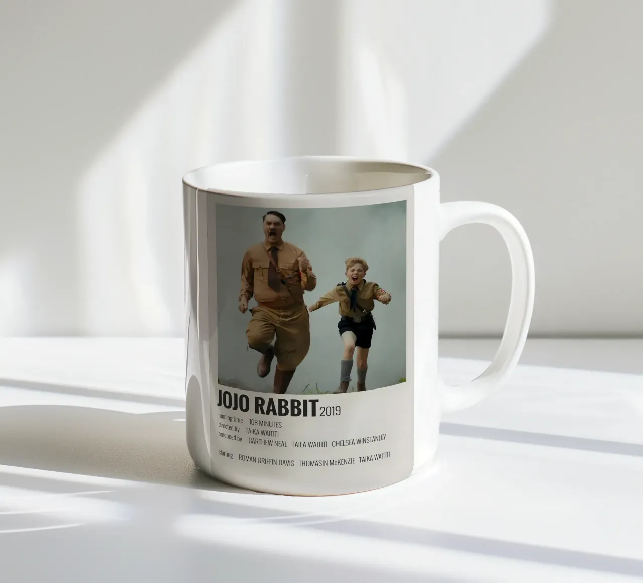 JOJO RABBIT 2019 tazza in ceramica da MVFminimalist