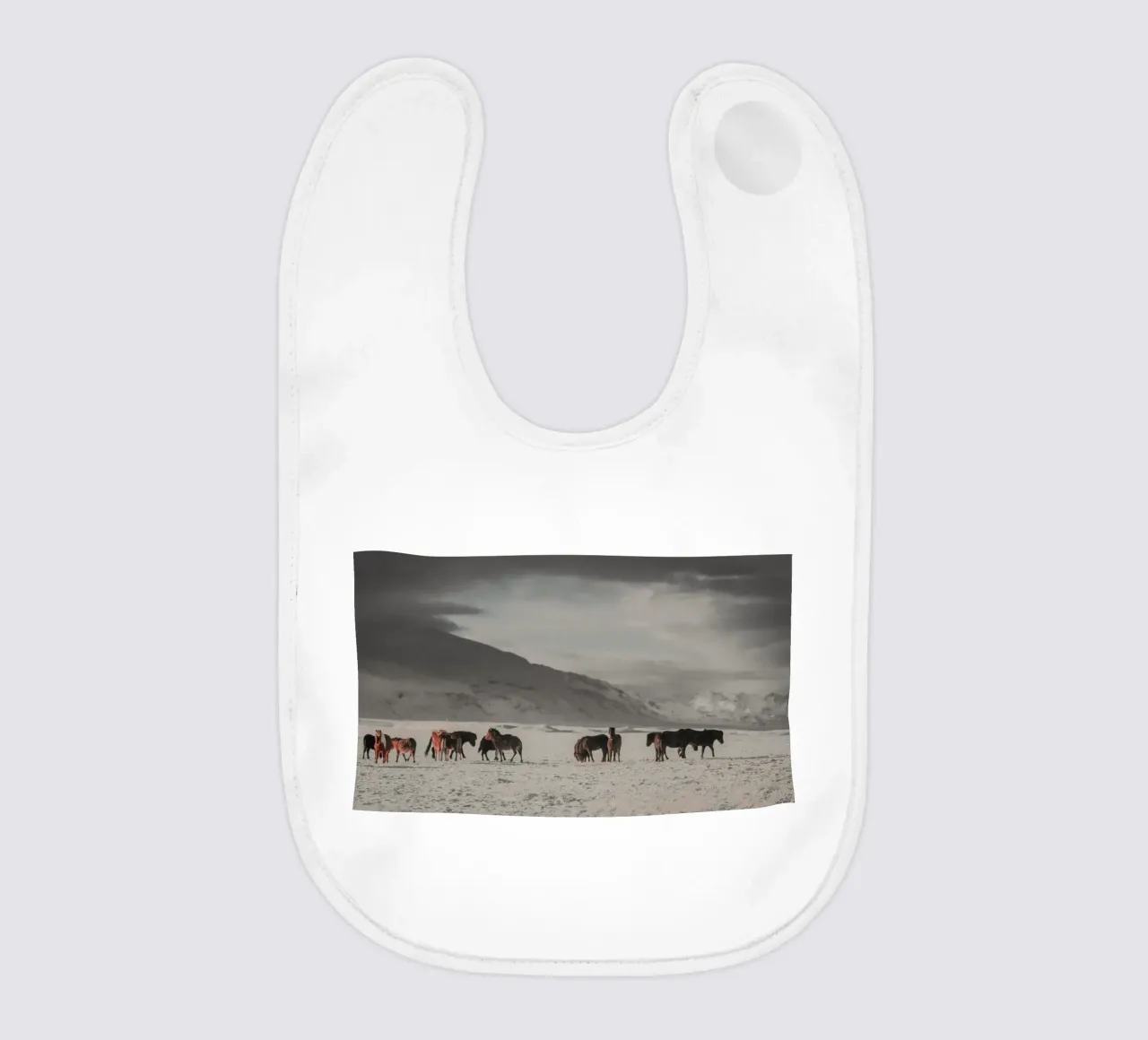 animaux dans le paysage froid bavoir de Horsire