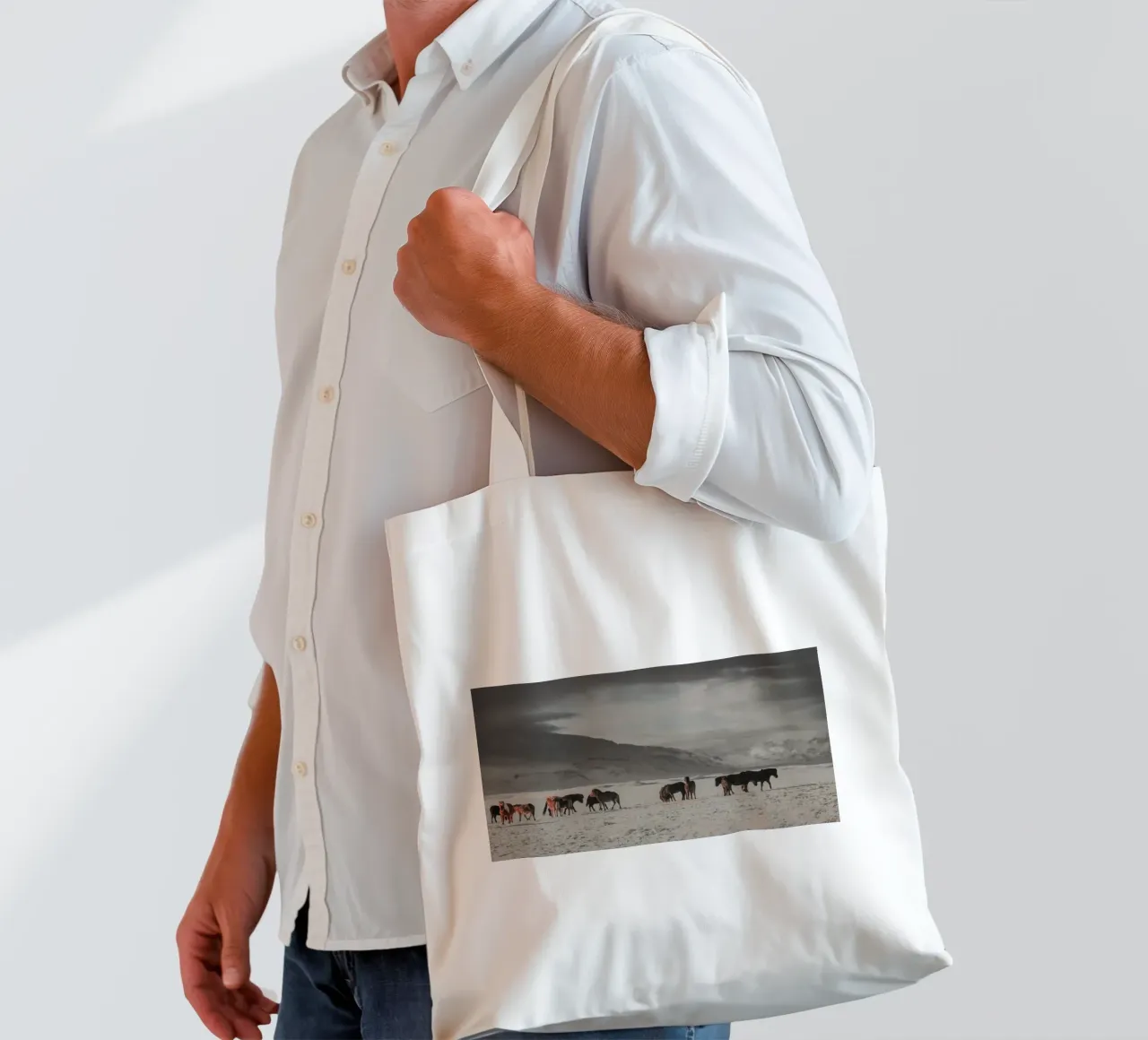 animals in landscape cold tote bag by Horsire