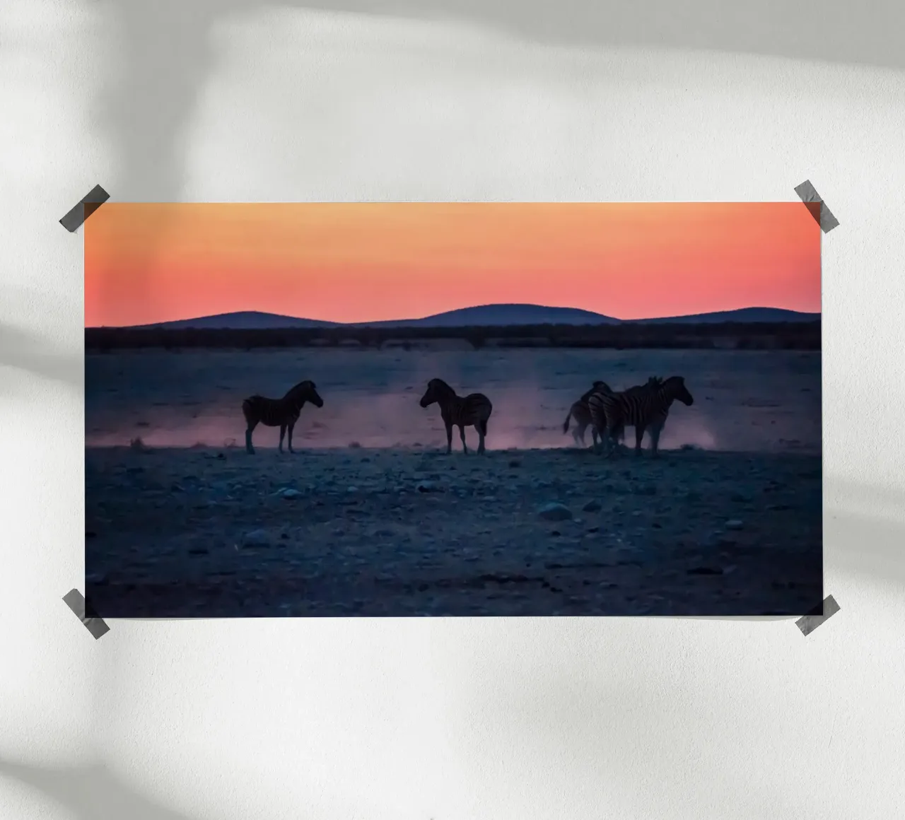 paard in zebra's zonsondergang hahnemühle van Horsire