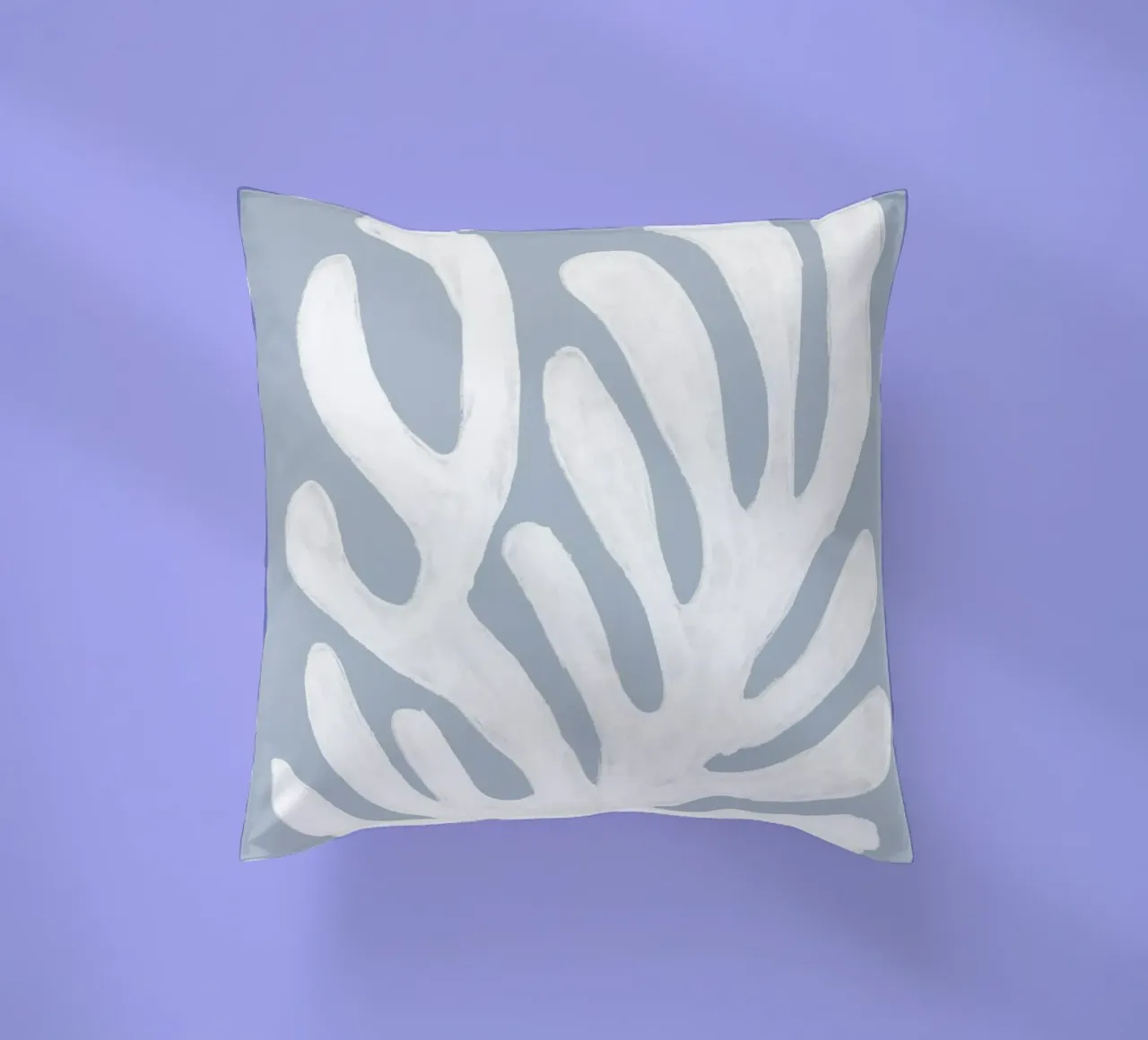 Alghe bianche astratte su blu cuscino da Melloi Art Print