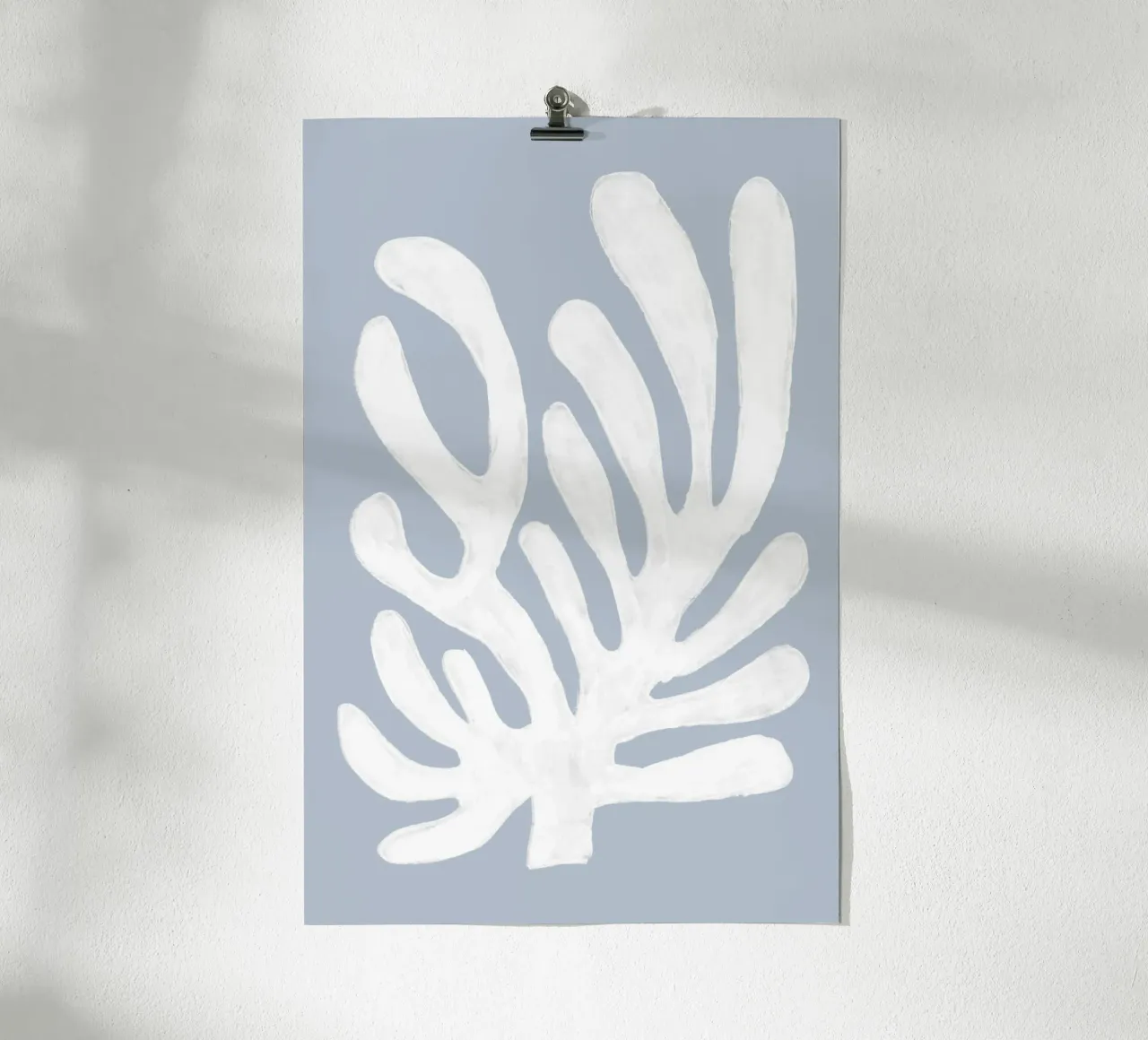 Alghe bianche astratte su blu carta hahnemühle da Melloi Art Print