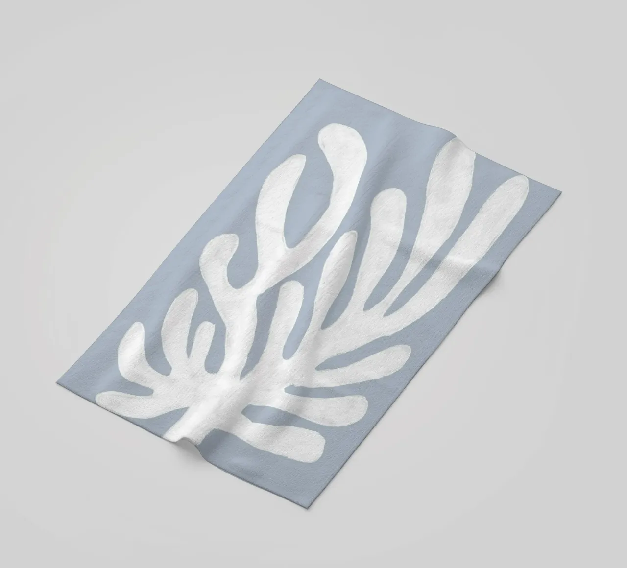 Alghe bianche astratte su blu telo mare da Melloi Art Print