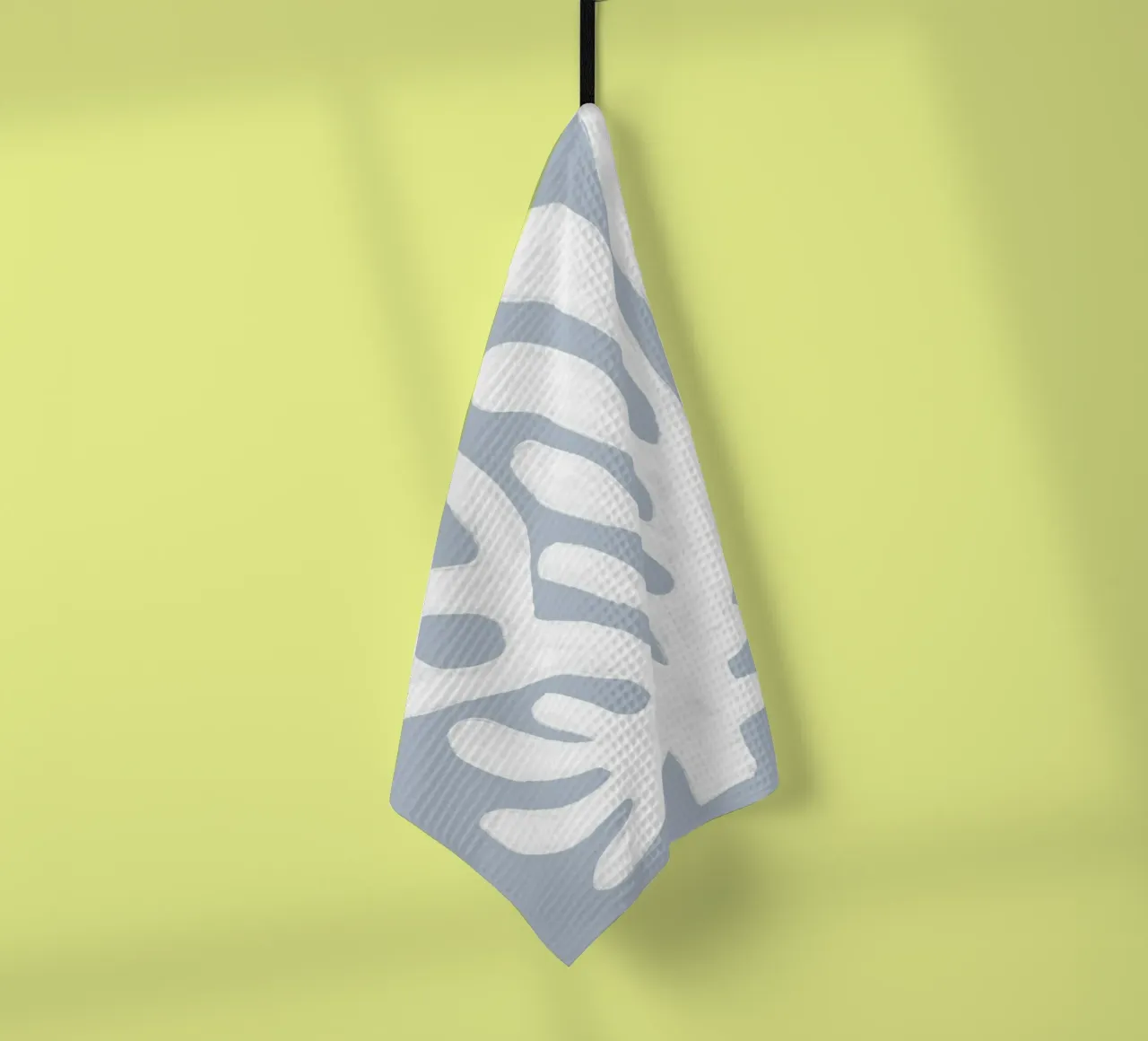 Alghe bianche astratte su blu canovaccio da cucina da Melloi Art Print