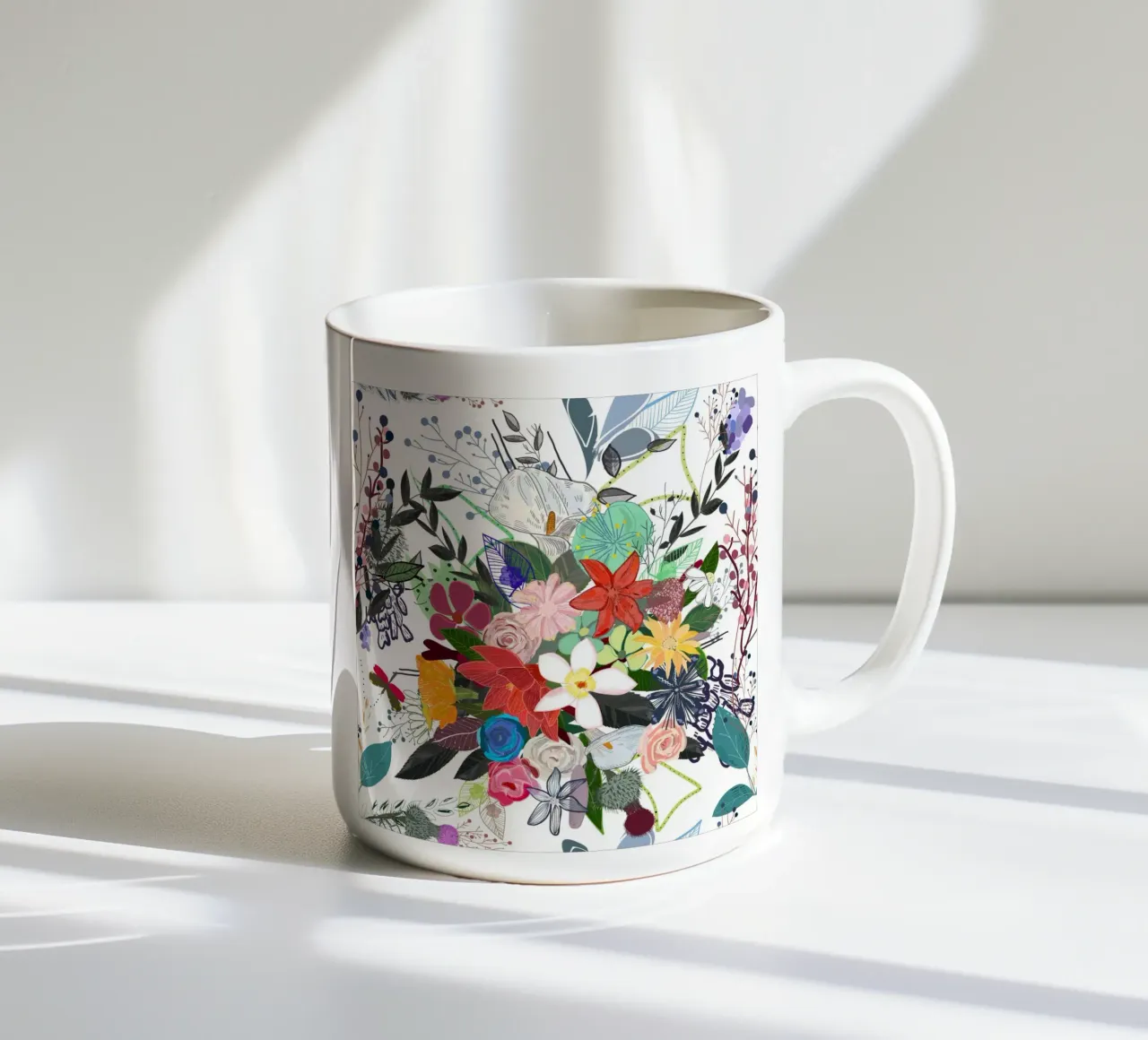 Bouquet di fiori misti colorati tazza in ceramica da gulsengunel
