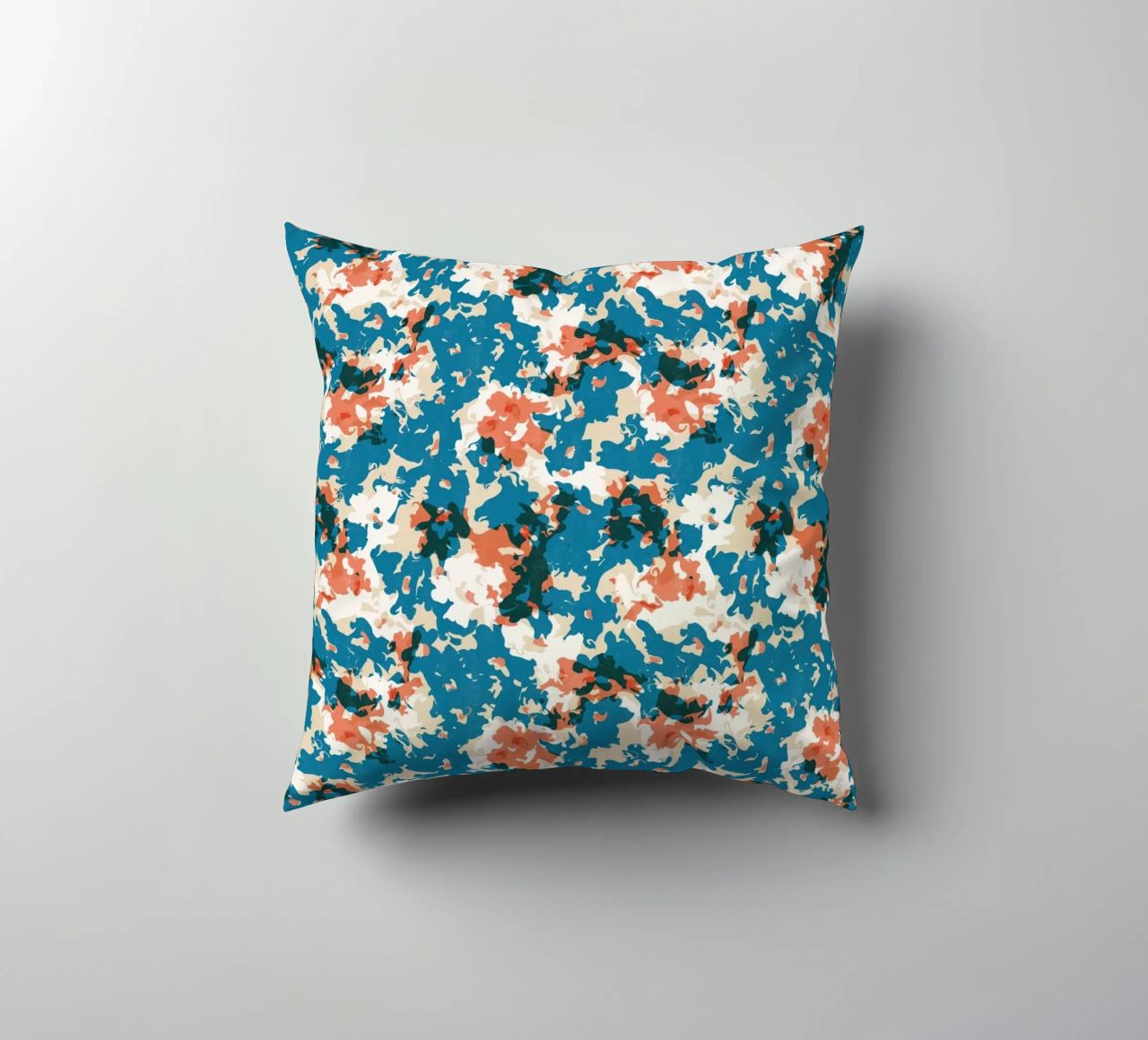 Cyano Pattern No 10 cuscino da treechild