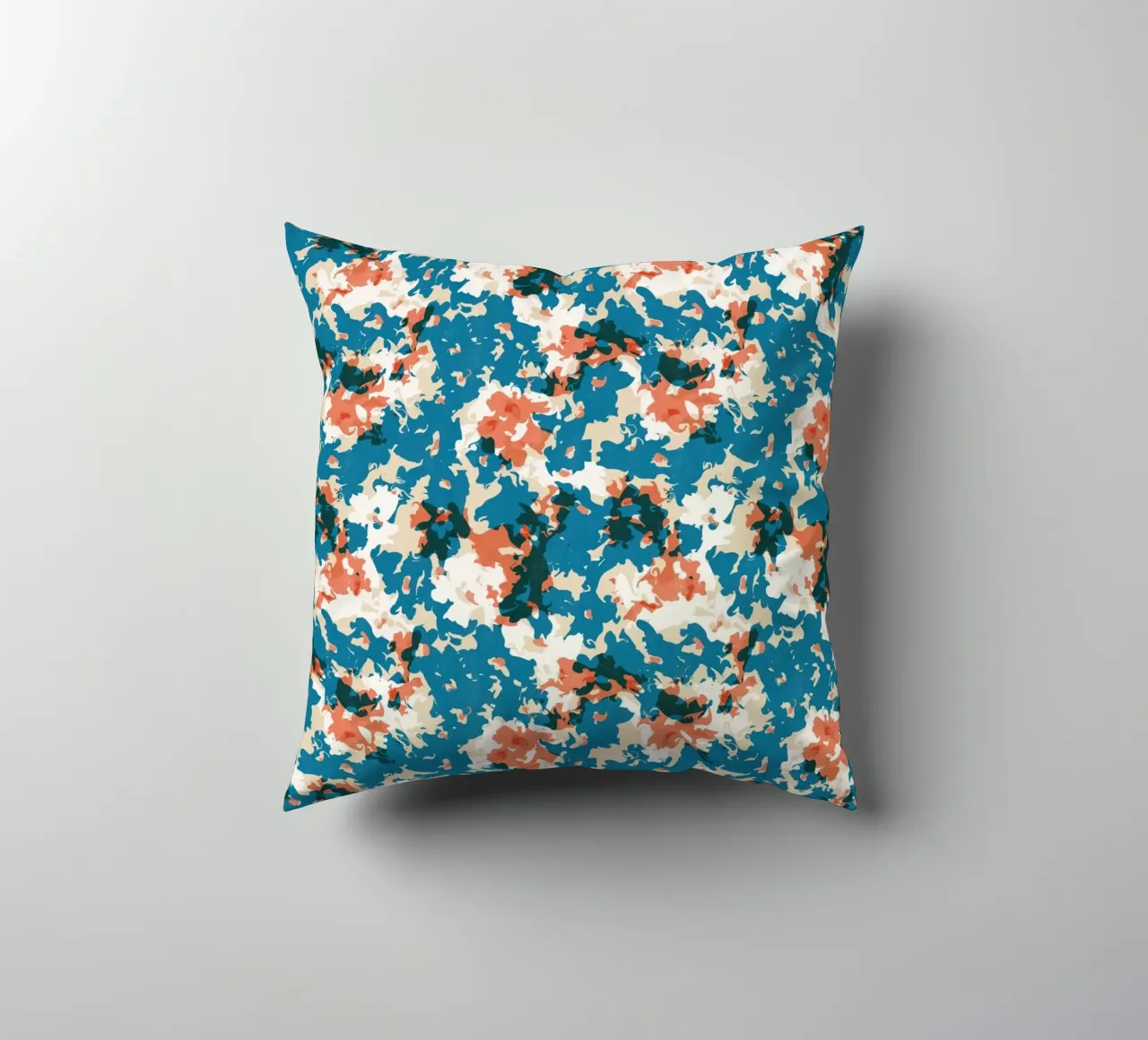 Cyano Pattern No 10 cuscino da treechild