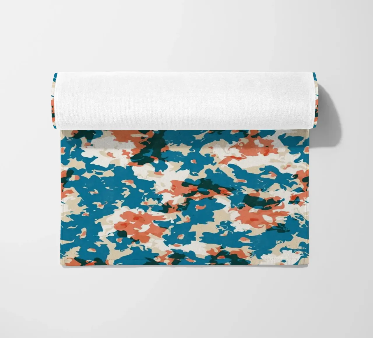 Cyano Pattern No 10 Strandtuch von treechild