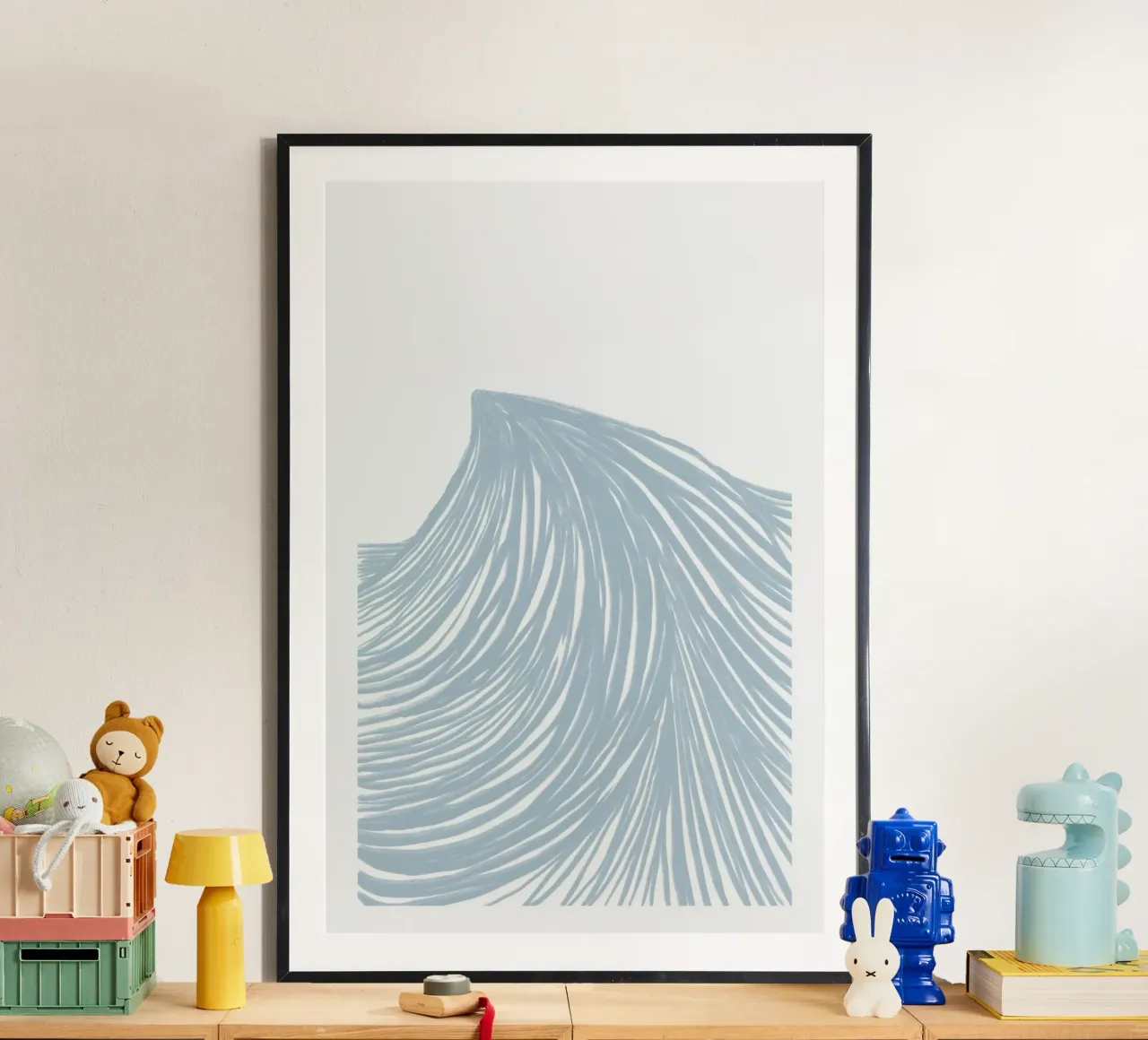 Onde astratte azzurre su bianco poster con telaio in legno da Melloi Art Print
