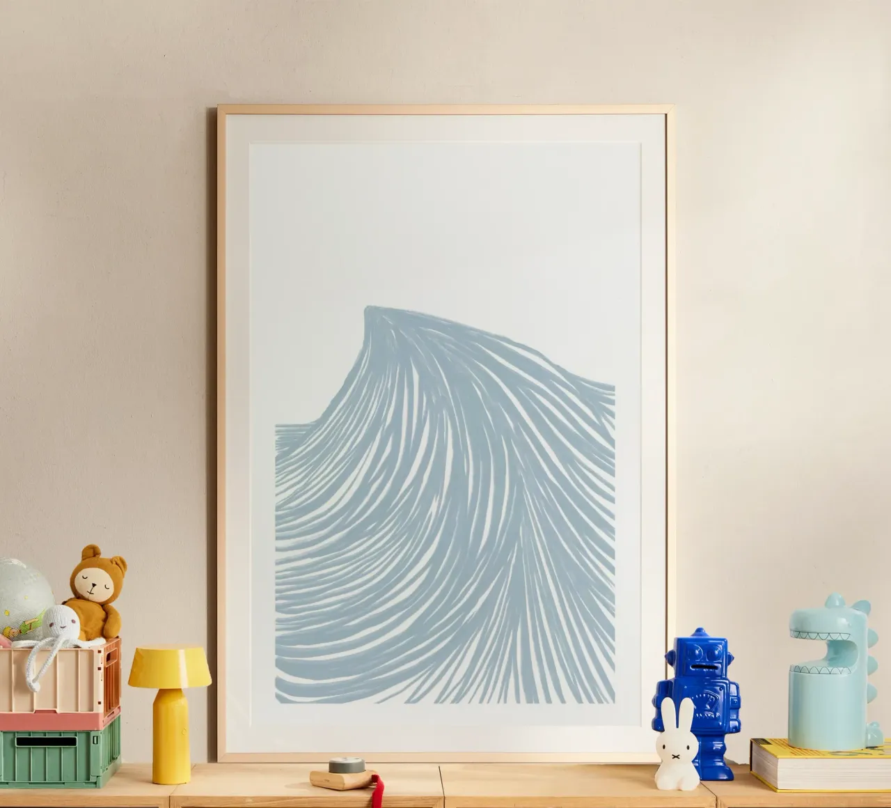 Onde astratte azzurre su bianco poster con telaio in legno da Melloi Art Print