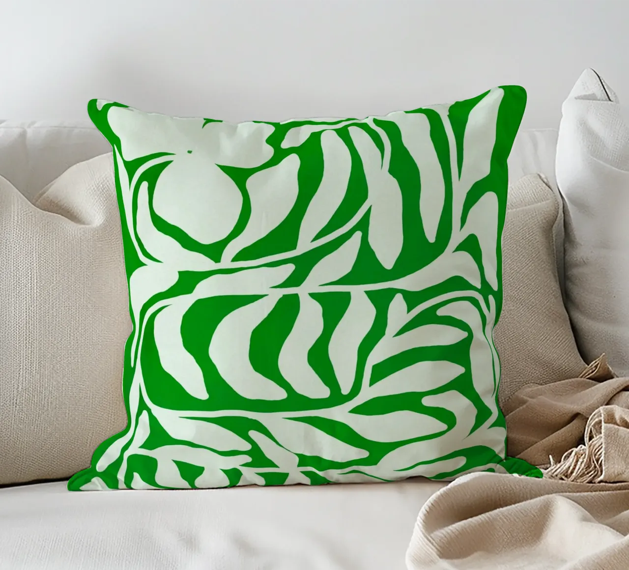 Tropical Green Cutout Floral Pattern with Island Vibe cuscino da mysteriouscoco