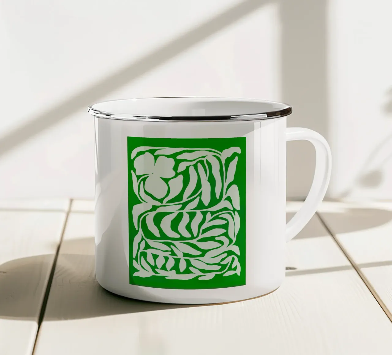 Tropical Green Cutout Floral Pattern with Island Vibe tazza in smalto da mysteriouscoco
