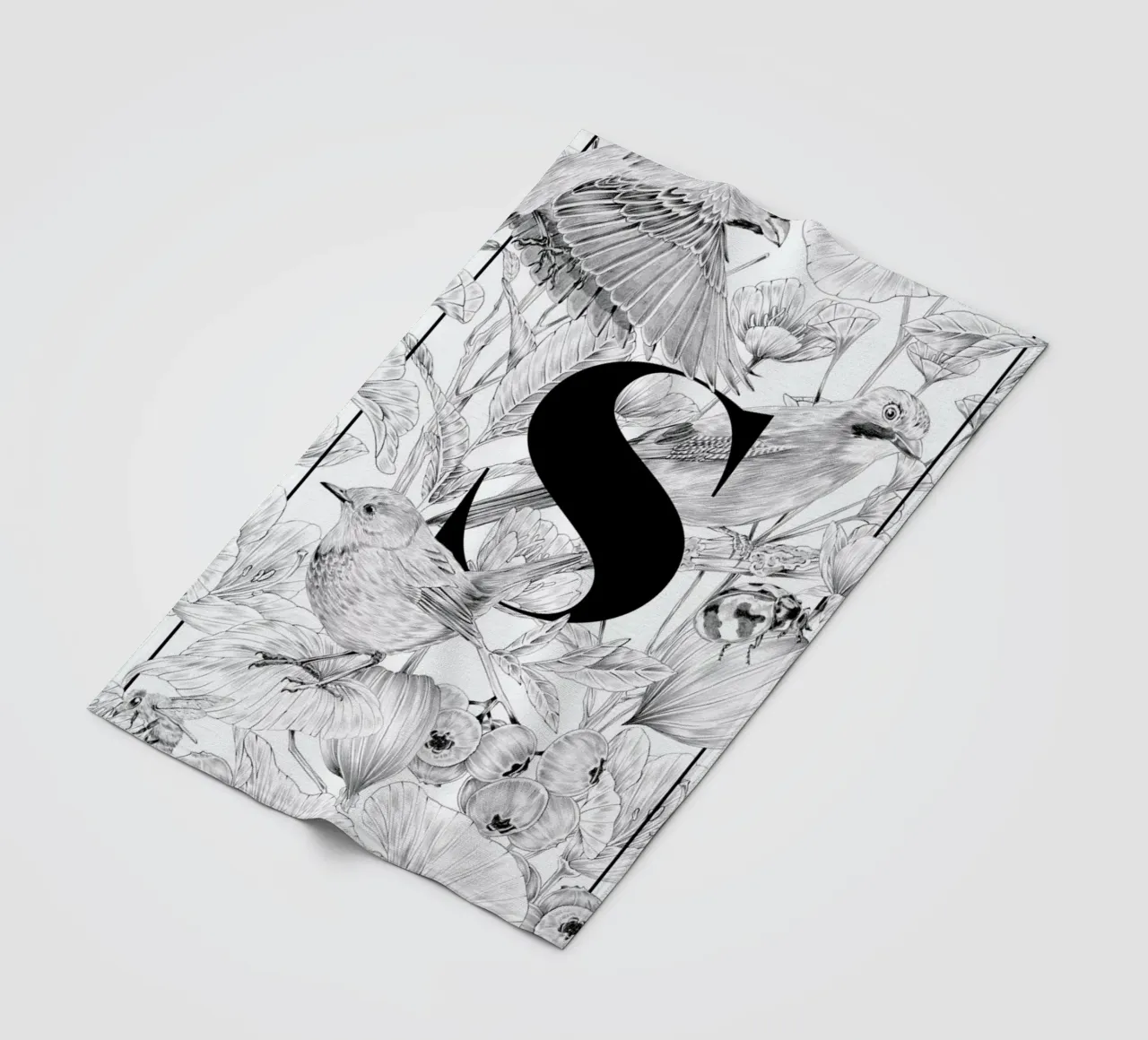 Floral Alphabet S1 Fleecedecke von Faunesque