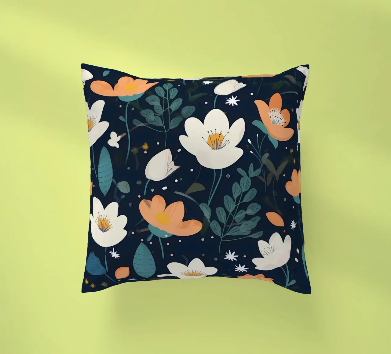 Whispers in Bloom cuscino da George Griefy