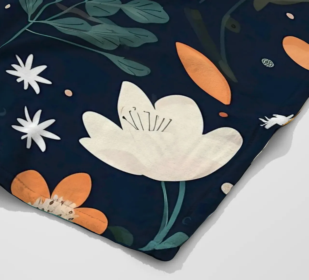 Whispers in Bloom coperta in pile da George Griefy