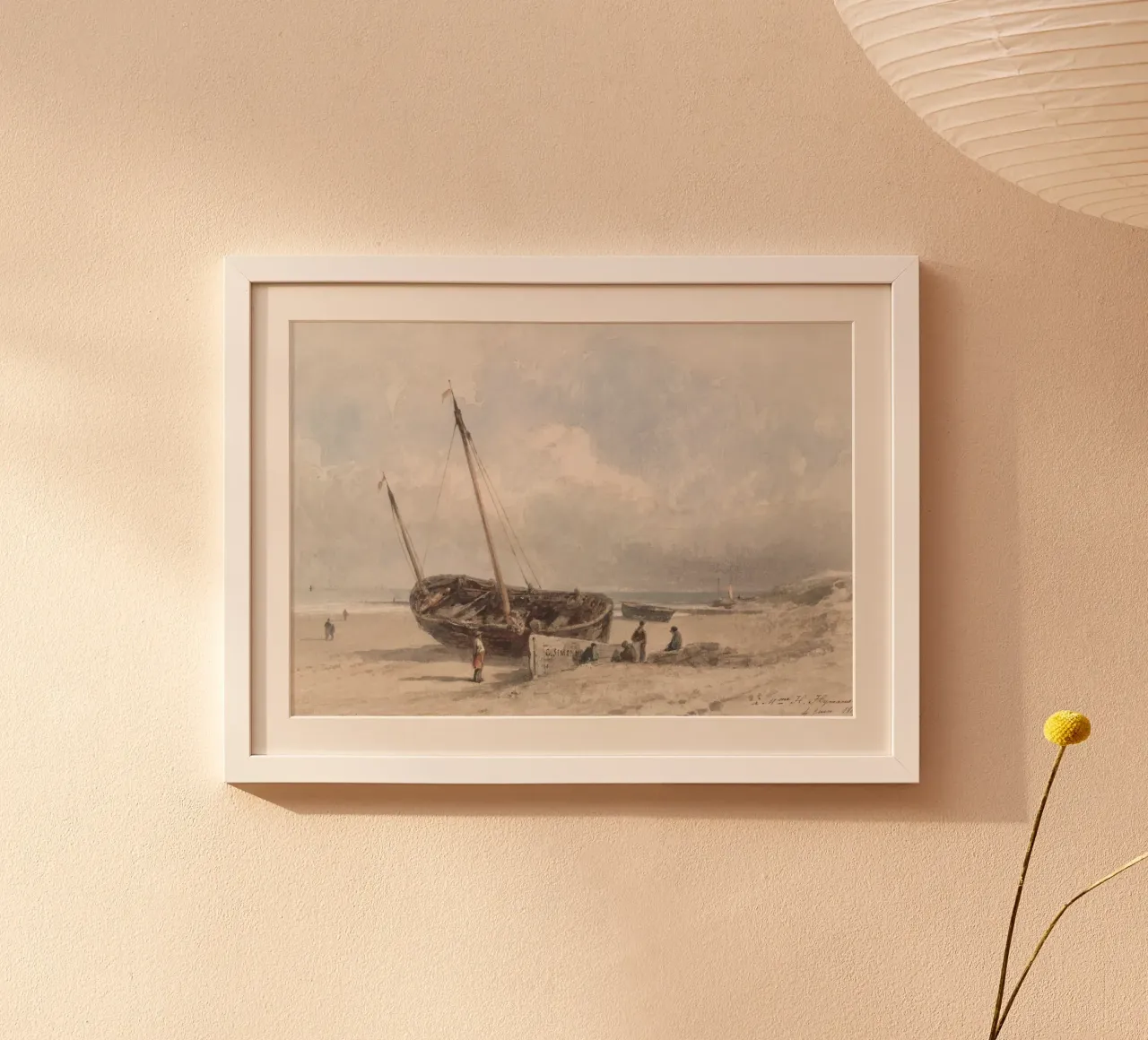 Gestrande vissersboot: Kustgezicht, Vintage Zeegezicht Kunst poster met houten frame van ClubArt