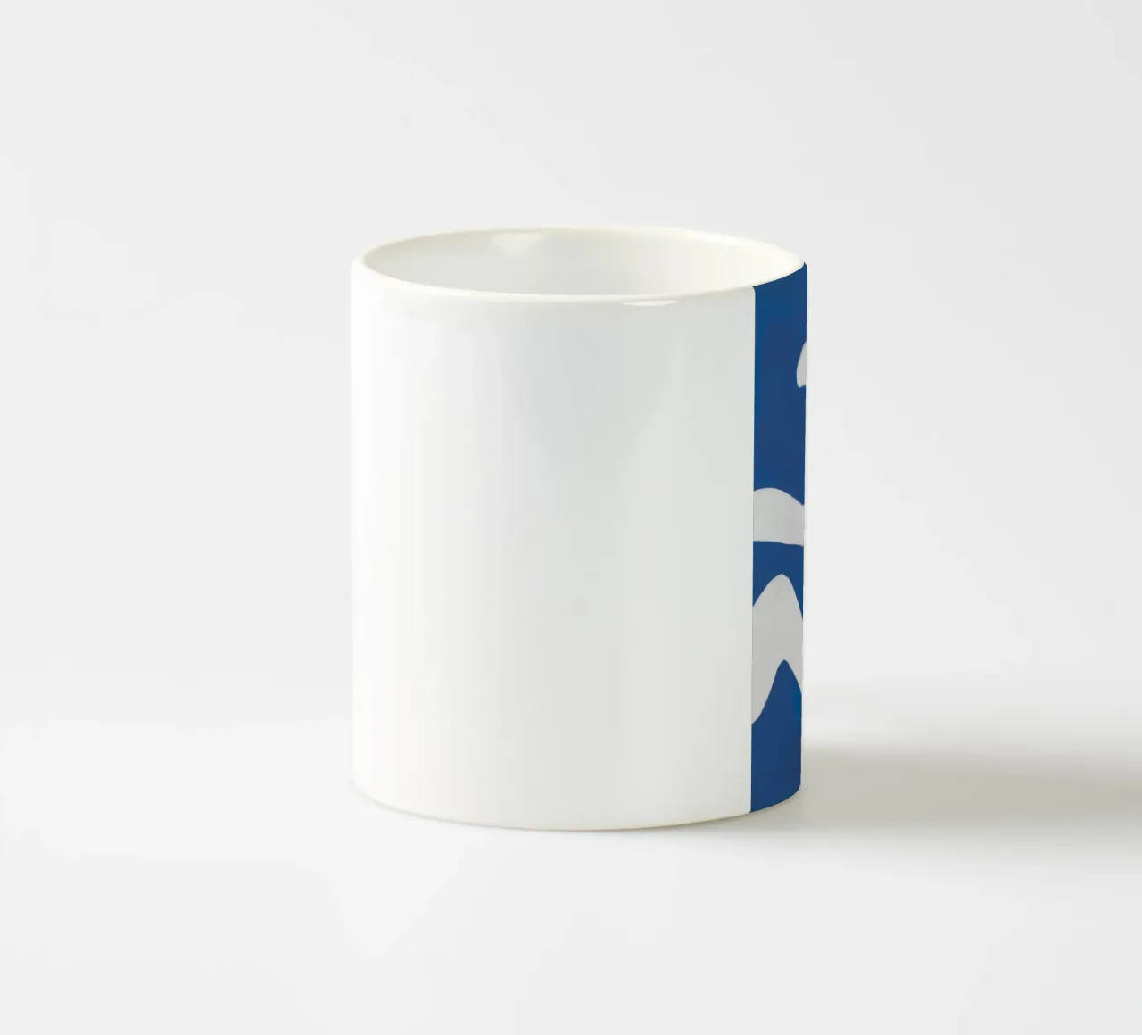 Onde di sogno azzurre tazza in ceramica da Dawn Light
