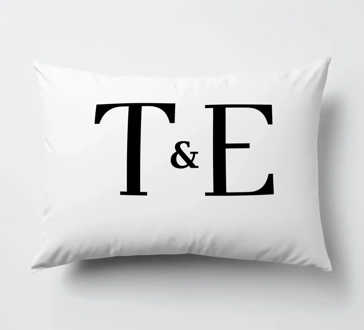 Lettera T & E design | Regalo moderno per le coppie cuscino da StrindesignStudio