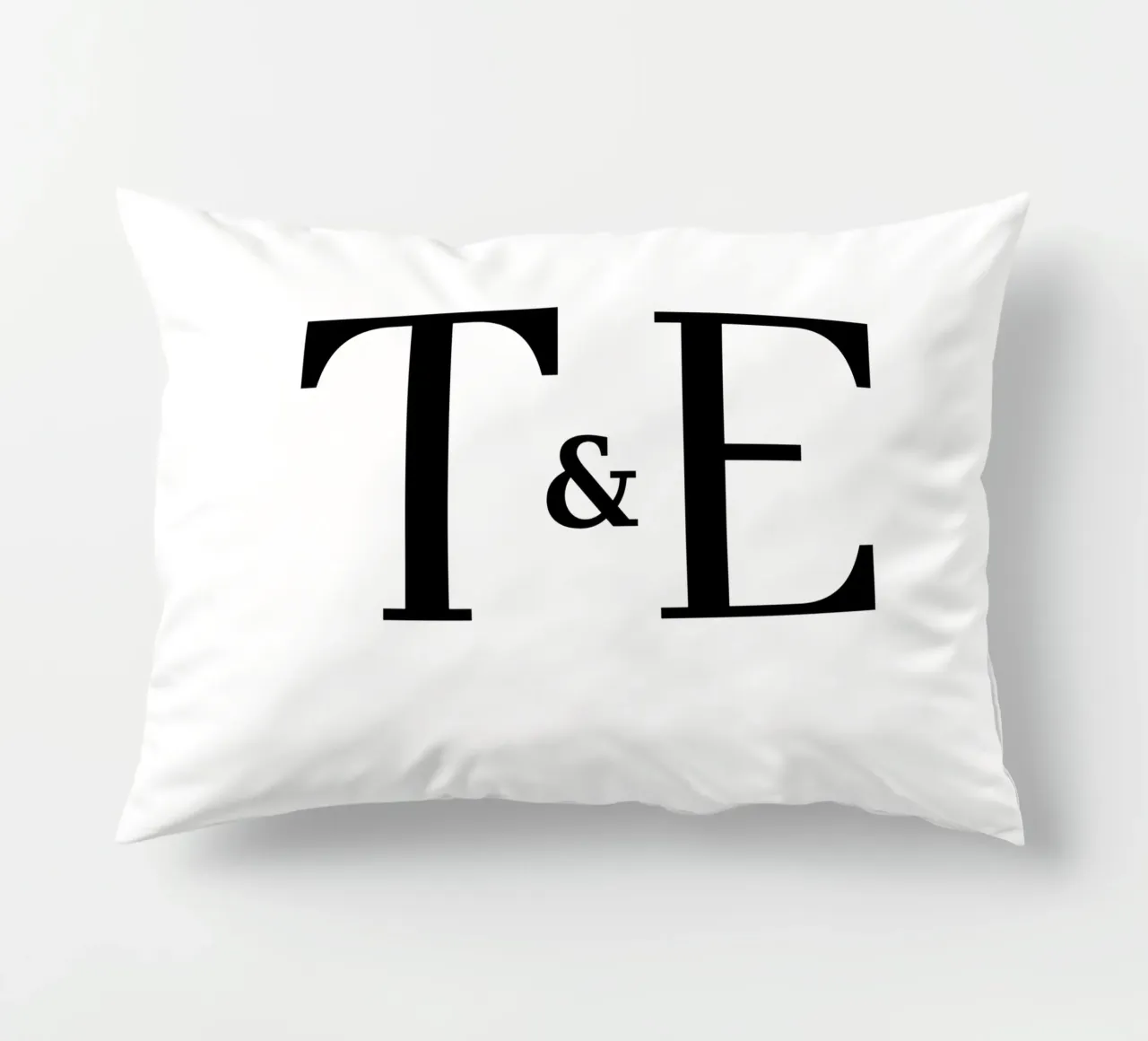 Lettera T & E design | Regalo moderno per le coppie cuscino da StrindesignStudio