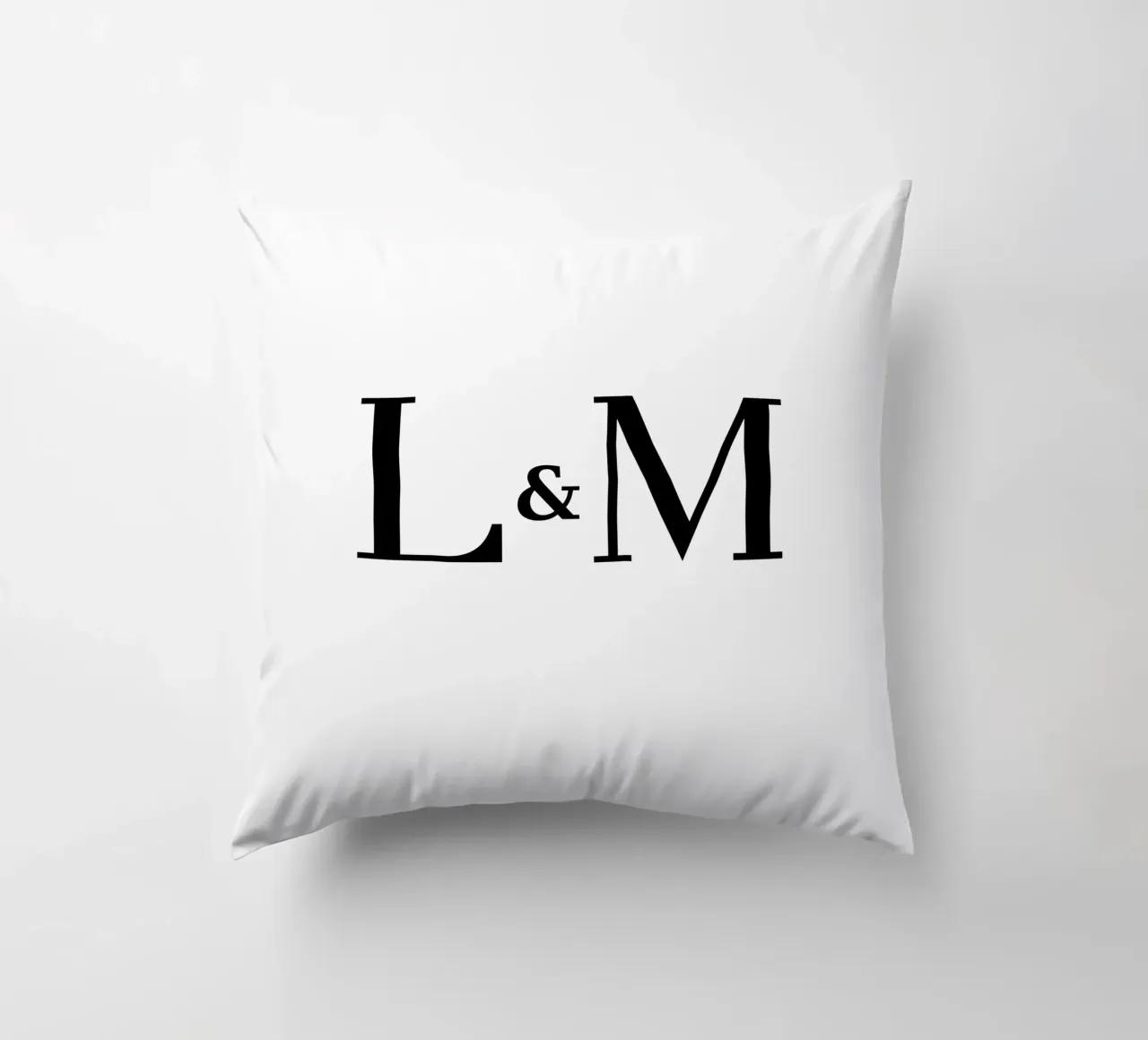 Lettera L & M design | Regalo personalizzato per le coppie cuscino da StrindesignStudio
