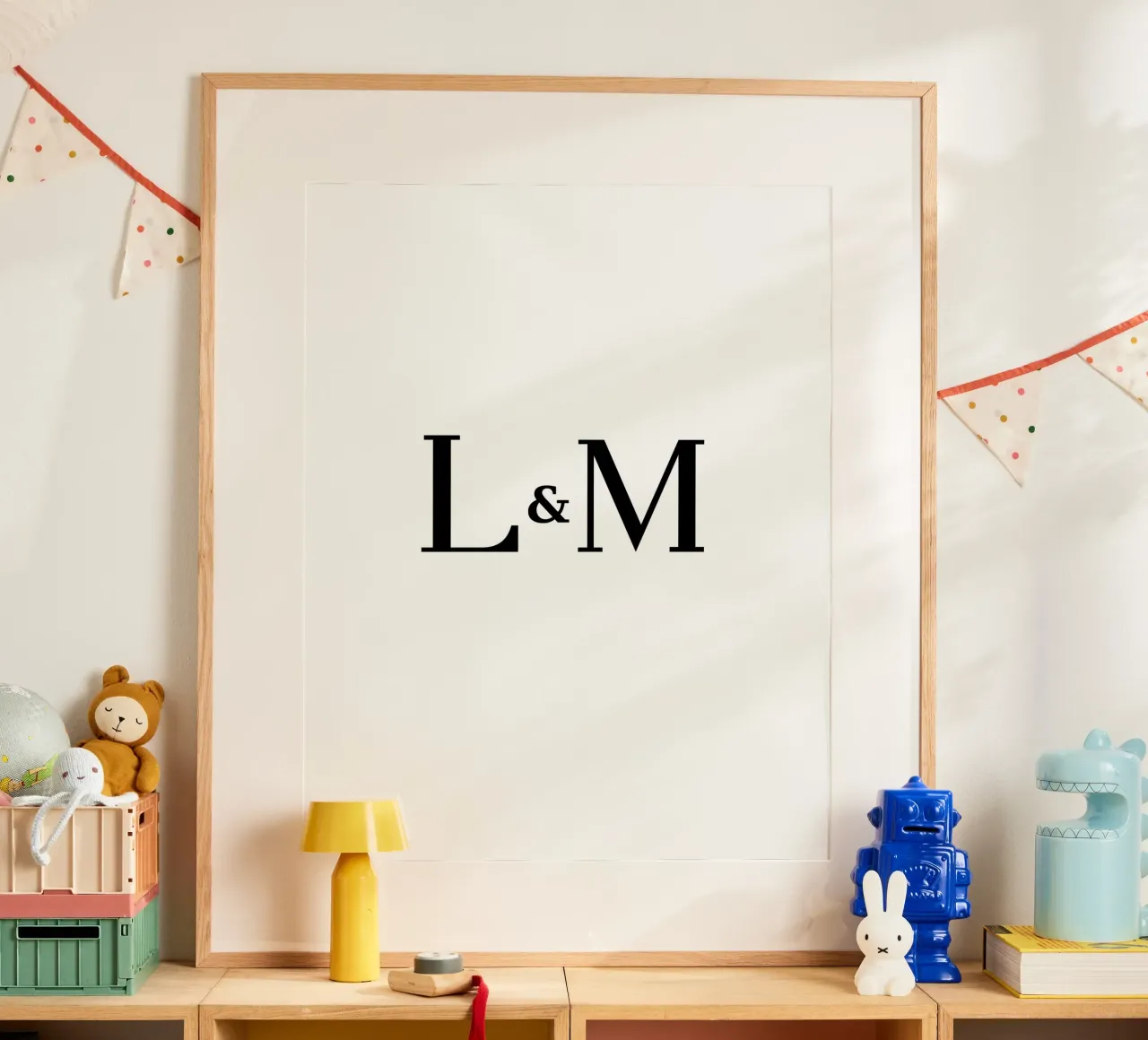 Lettera L & M design | Regalo personalizzato per le coppie poster con telaio in legno da StrindesignStudio