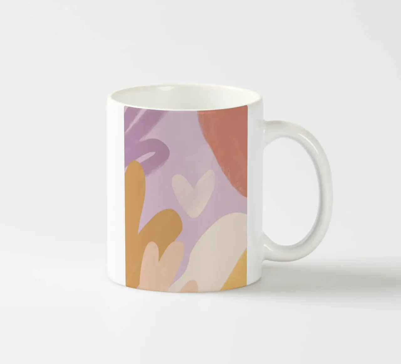 Campi delicati con un cuore tazza in ceramica da Carinaprint