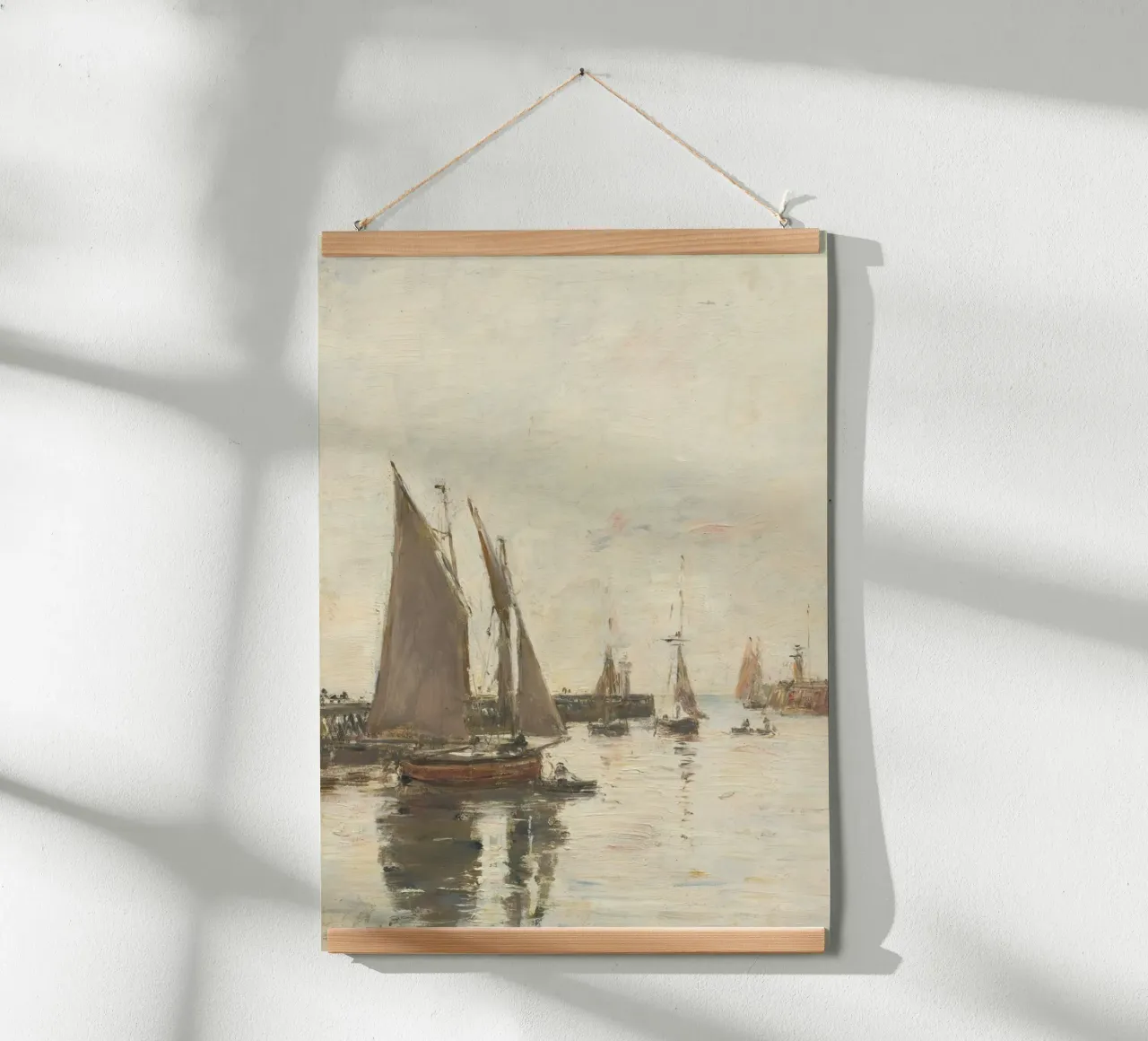 Eugène Boudin Zeegezicht: Havenboten bij zonsondergang poster met houten frame van ClubArt