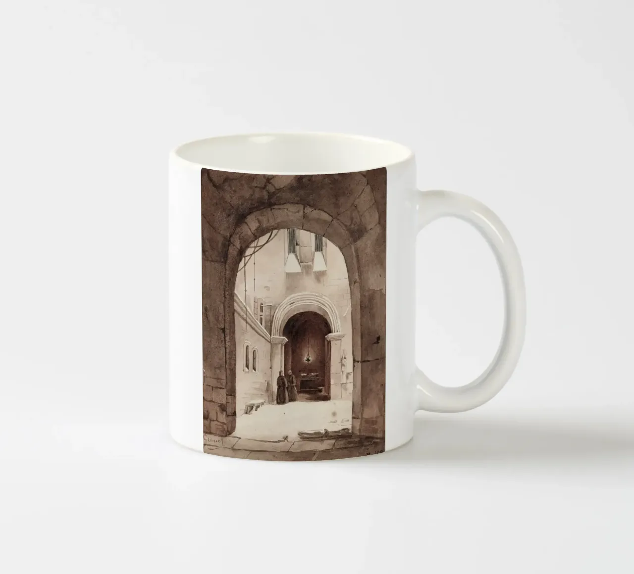 Vita monastica: Cortile ad arco con monaci che disegnano tazza in ceramica da ClubArt