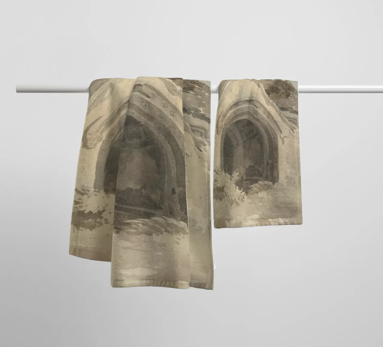 Ingresso di una chiesa storica: Acquerello del portico ad arco asciugamano da bagno da ClubArt