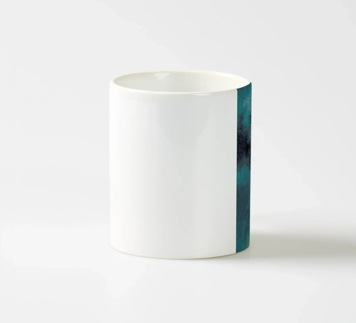 Chi ceramic mug by Duong Tu Tran