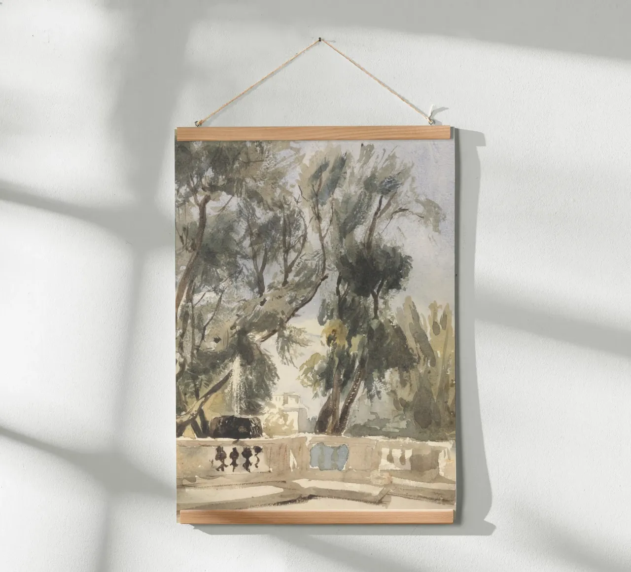 Giardino romantico: Studio della fontana e degli alberi spazzati dal vento poster con telaio in legno da ClubArt