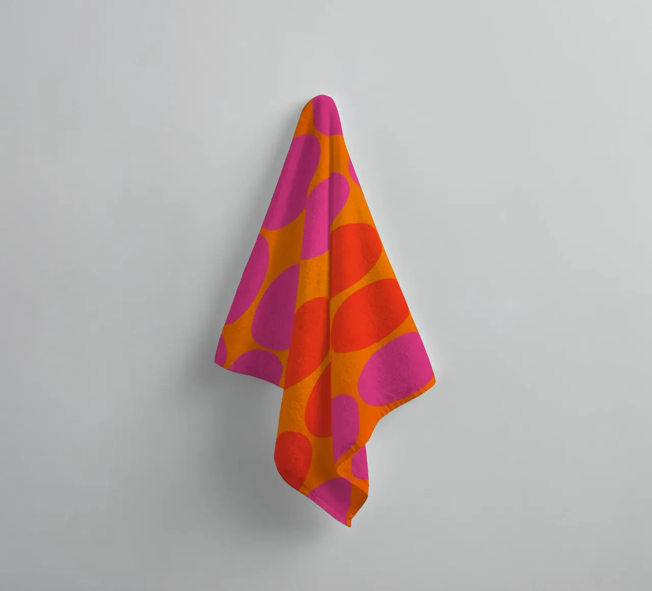 Twelve to Eight | Twenty Op-Art Colour Rush Circles towel by Autofocus