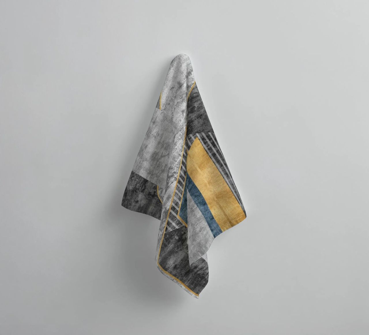 blue and black abstract art with lines asciugamano da bagno da vintageshop