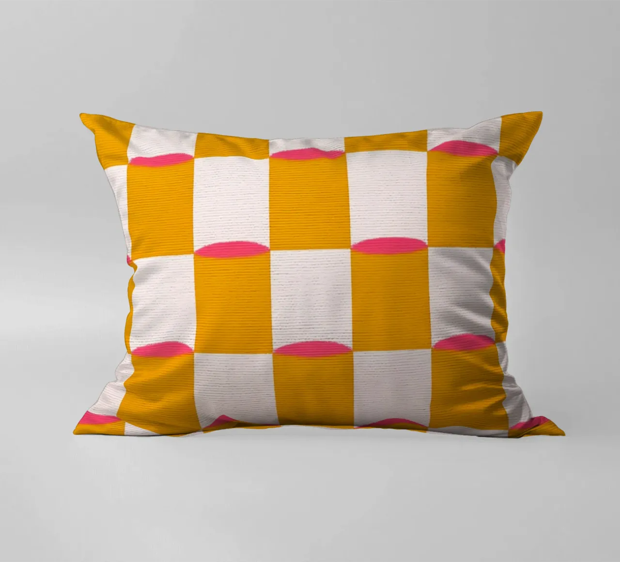 Quadrati e linee cuscino da Carinaprint