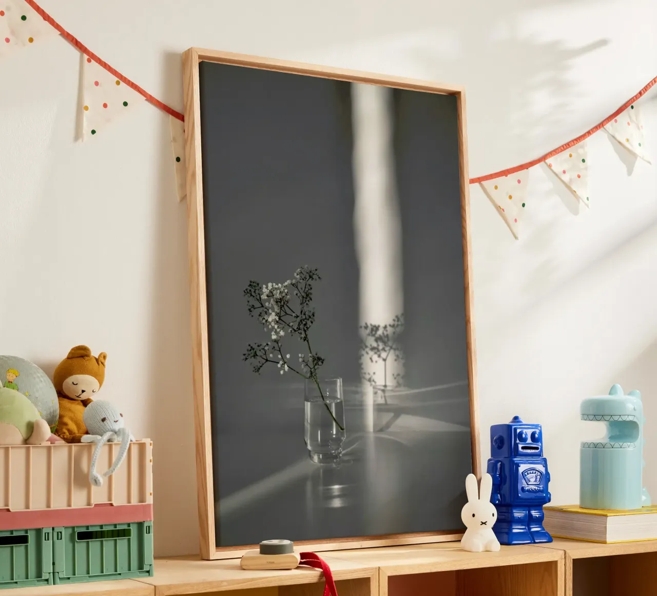 Flower Branch In A Magic Sunbeam tela con Cornice a cassetta da Studio Nahili