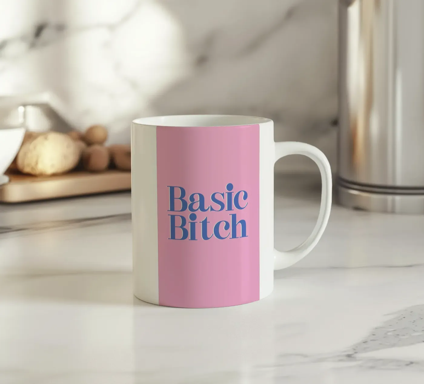 Basic Bitch mug en céramique de Ayleen