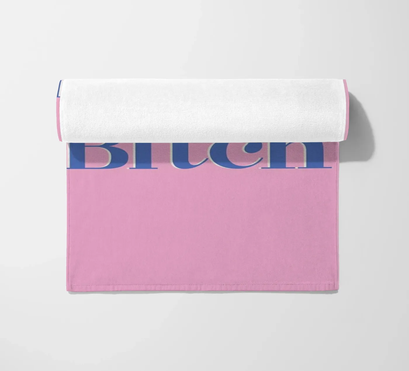 Basic Bitch serviette de plage de Ayleen