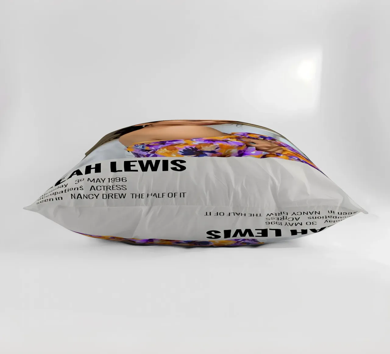 LEAH LEWIS cuscino da MVFminimalist
