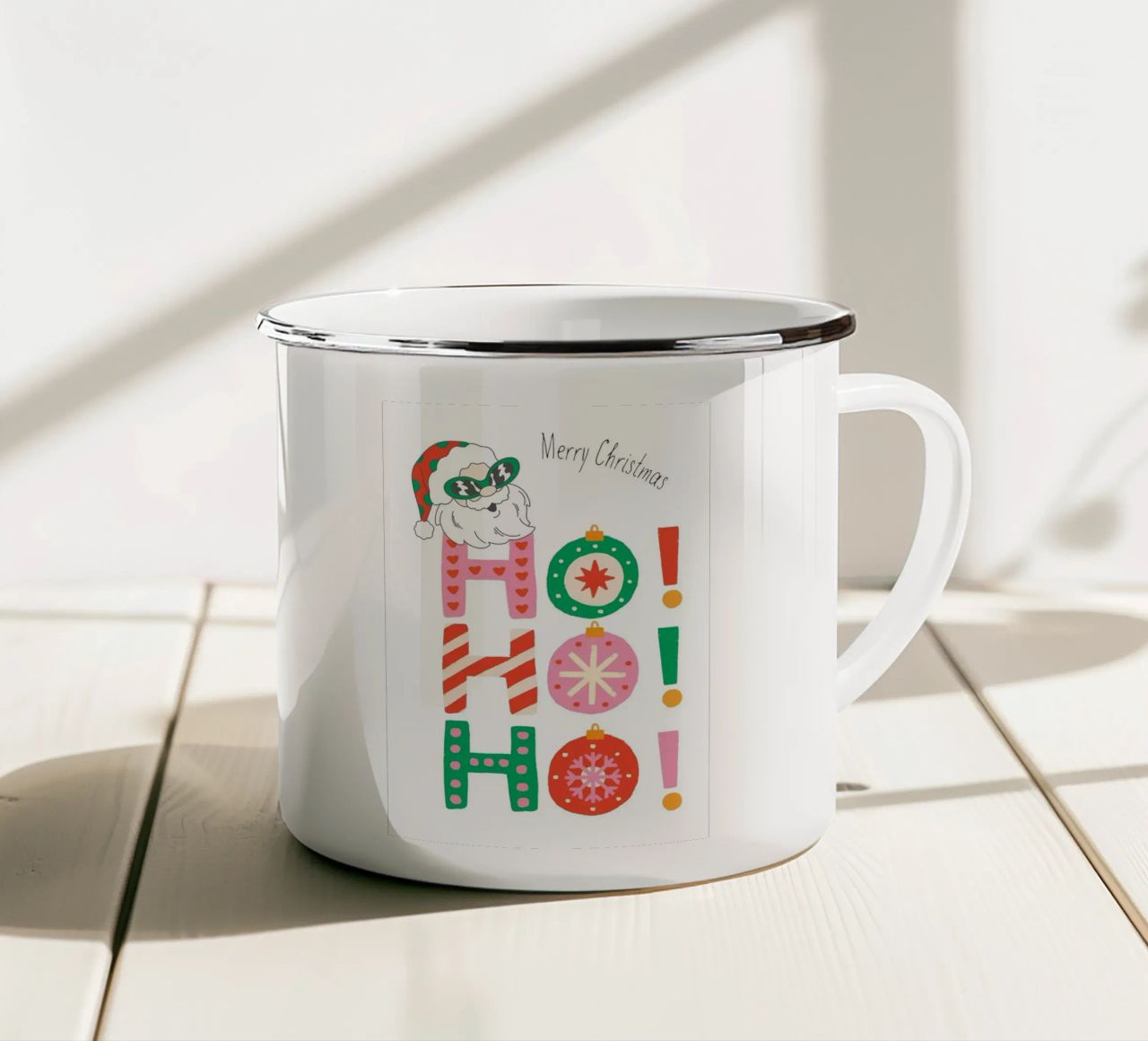 Santa Laugh tazza in smalto da Brandi N Huskey