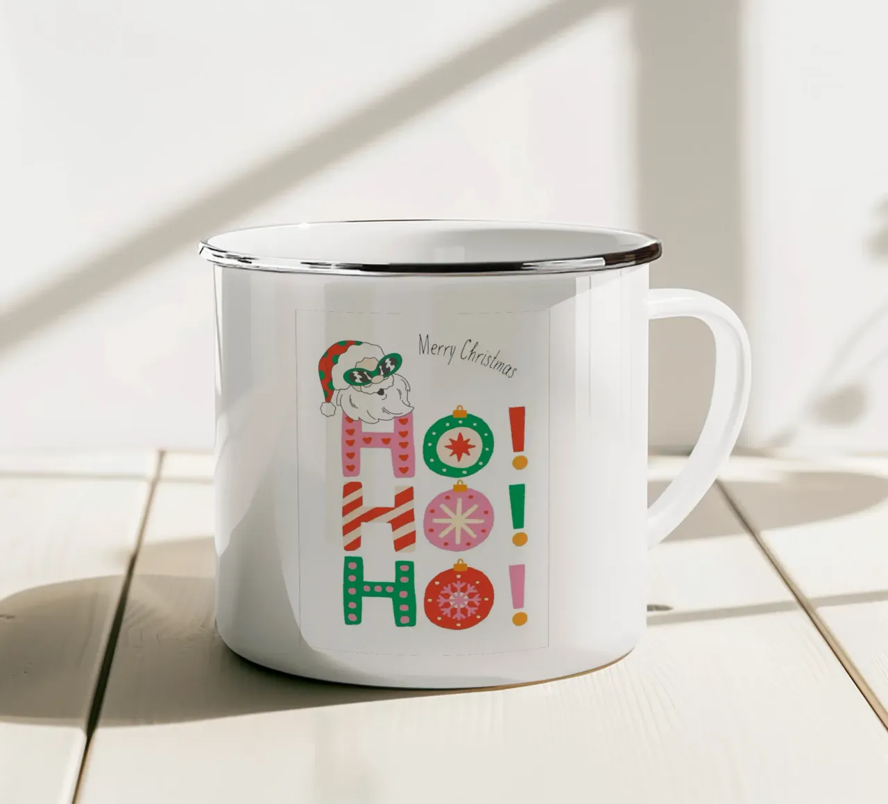 Santa Laugh tazza in smalto da Brandi N Huskey