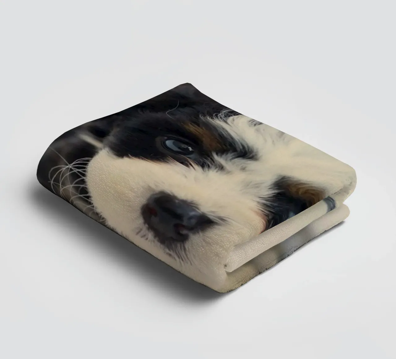 portrait d'un chiot enjoué serviette de bain de animal story home