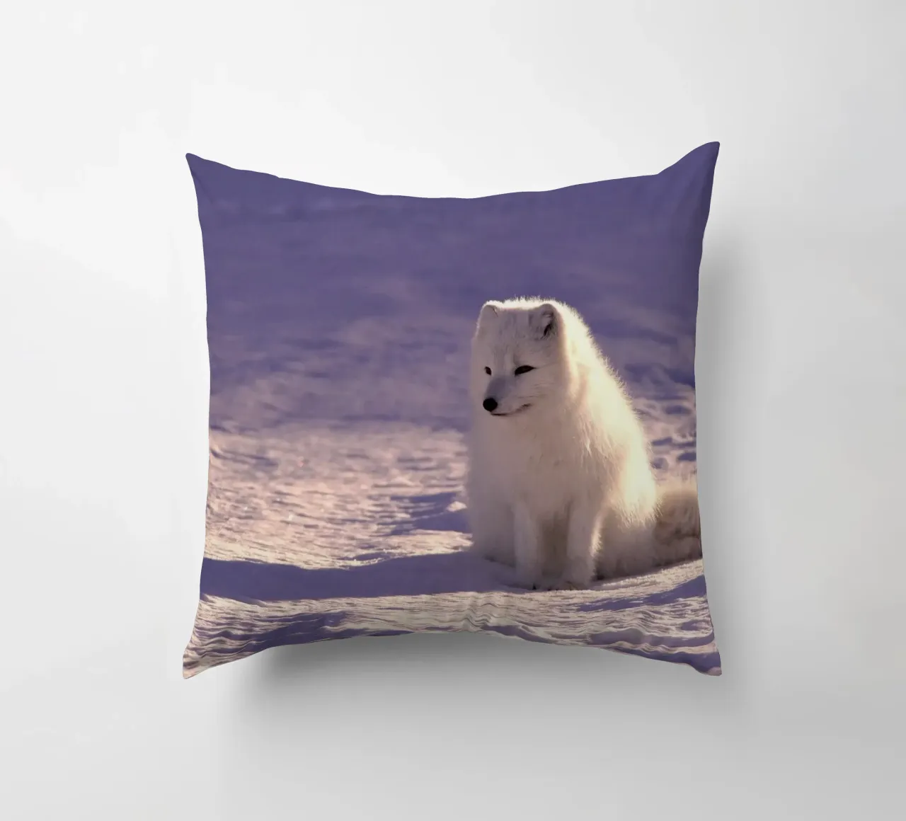 volpe artica sulla neve cuscino da animal story home