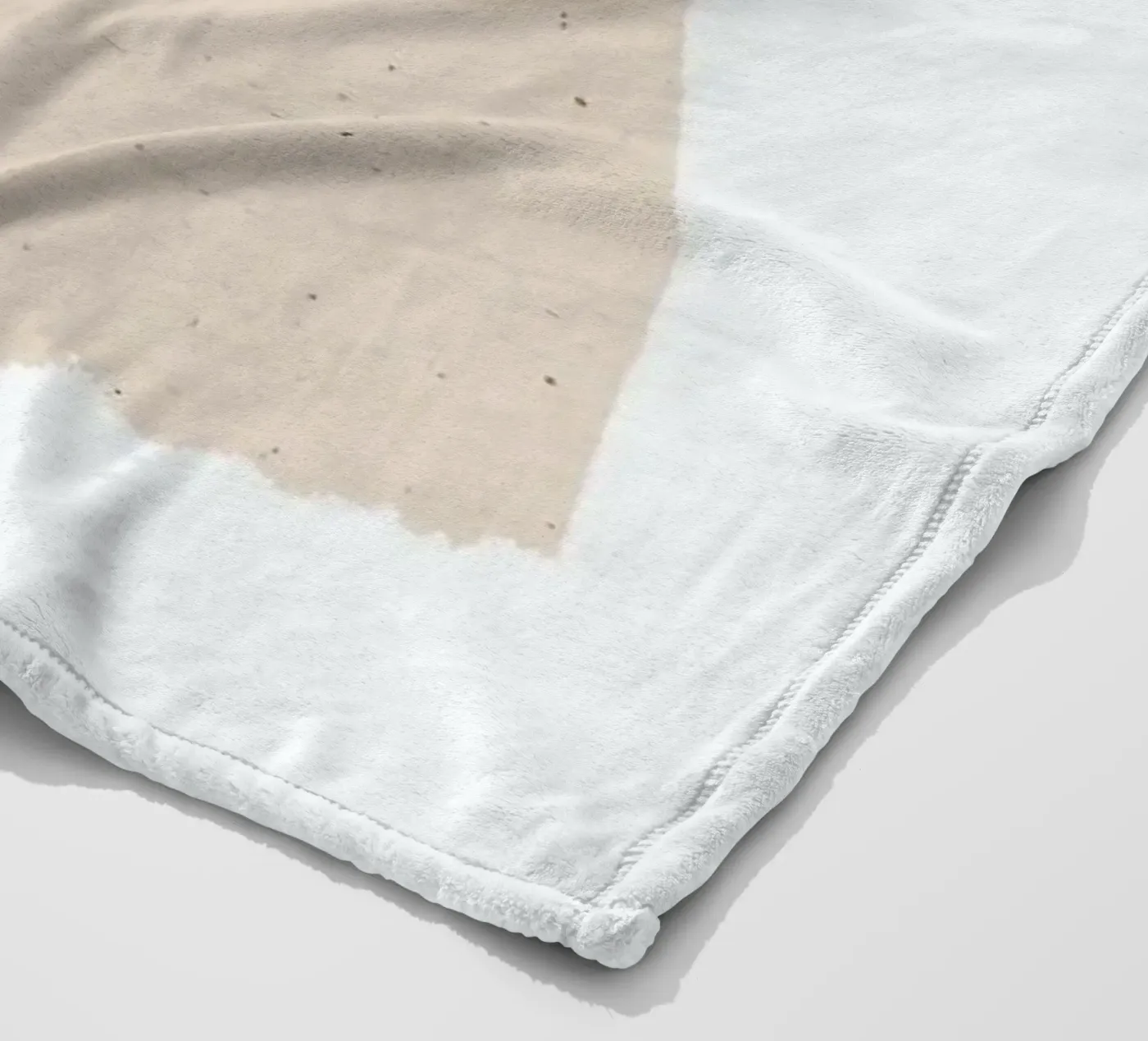 Bu fleece blanket by Duong Tu Tran