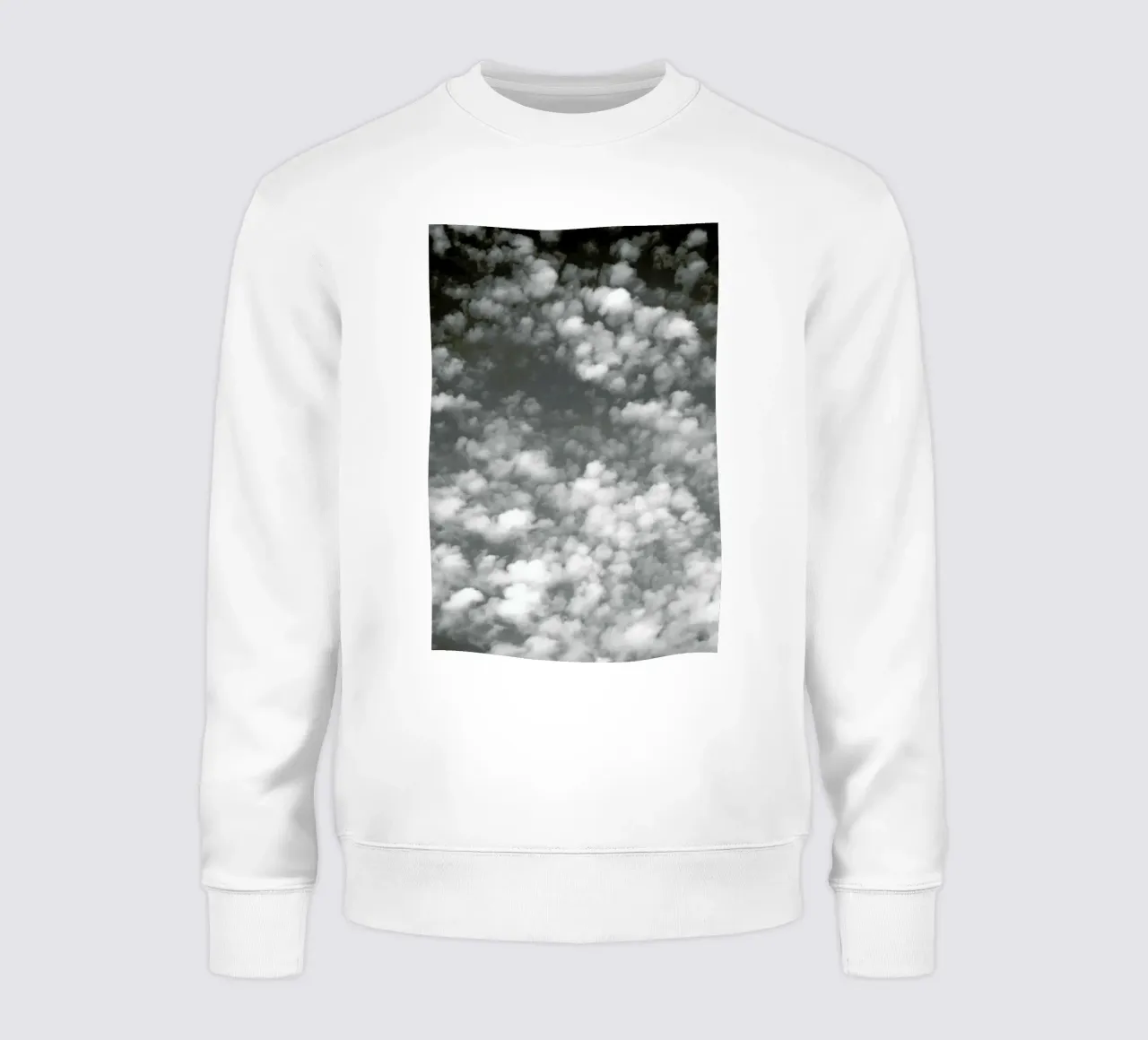 Sky, Clouds And Counting Sheep felpa da Studio Nahili