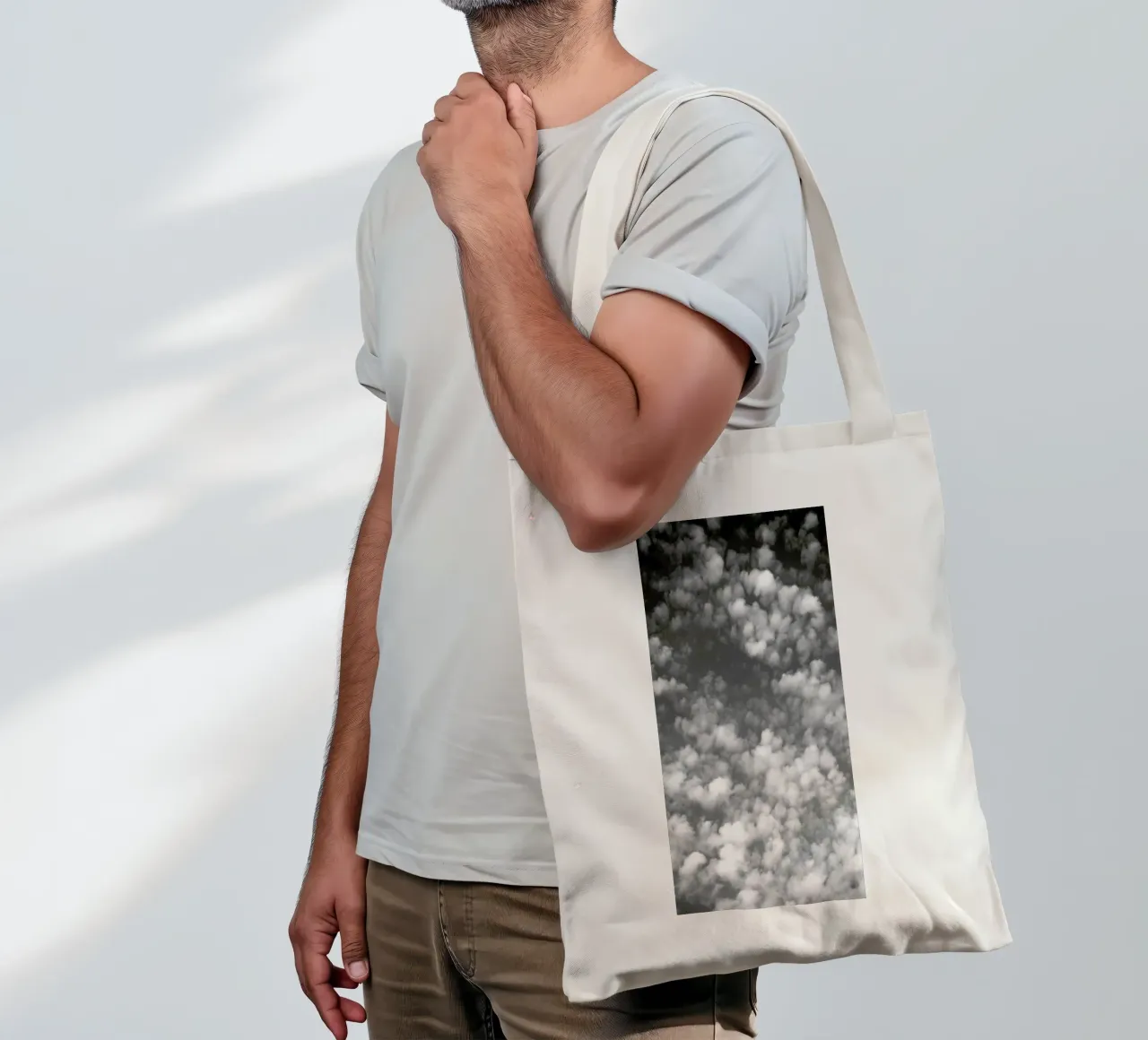 Sky, Clouds And Counting Sheep borsa in juta da Studio Nahili