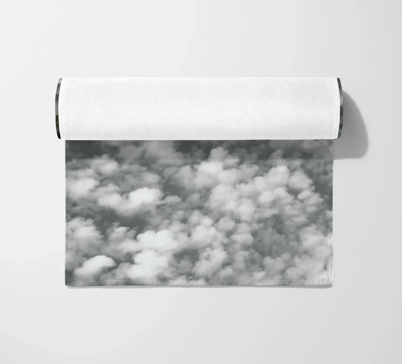 Sky, Clouds And Counting Sheep telo mare da Studio Nahili