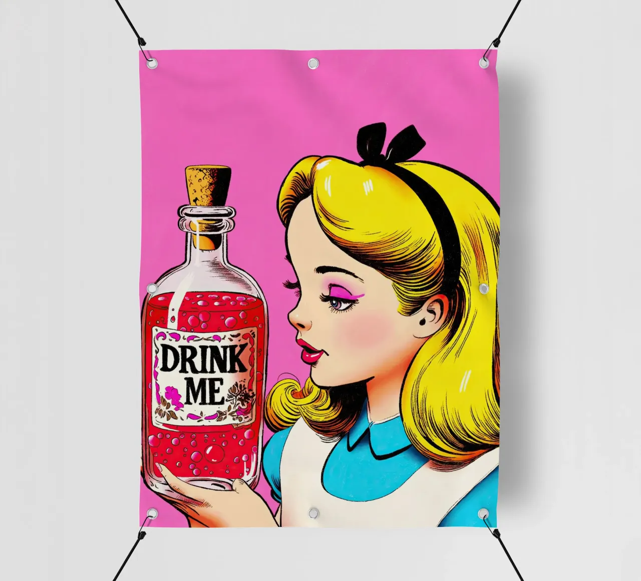 Alice “Drink Me” telo in pvc da lucasmeier