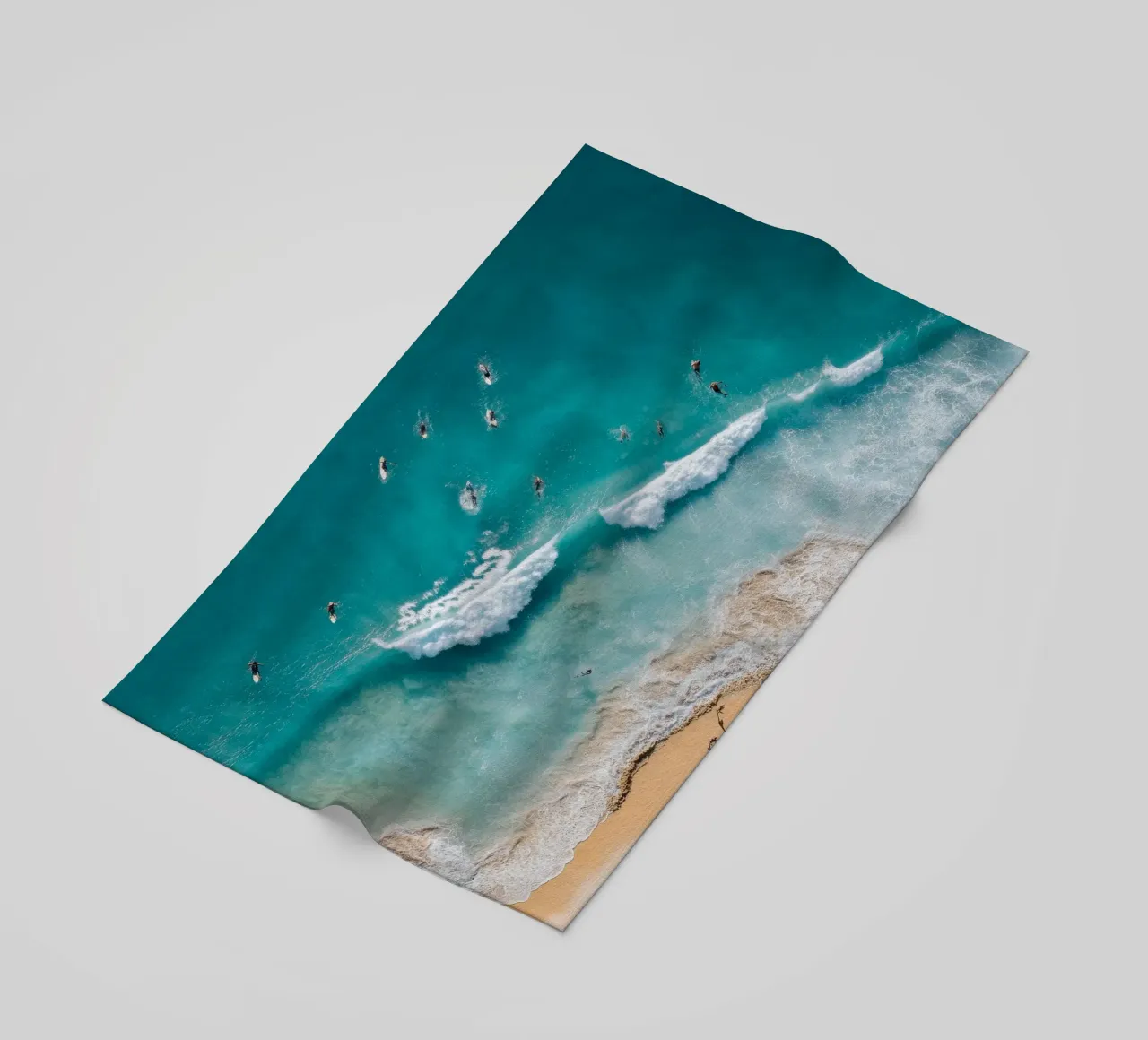 Surfers in Blue Waves telo mare da Nadjaa